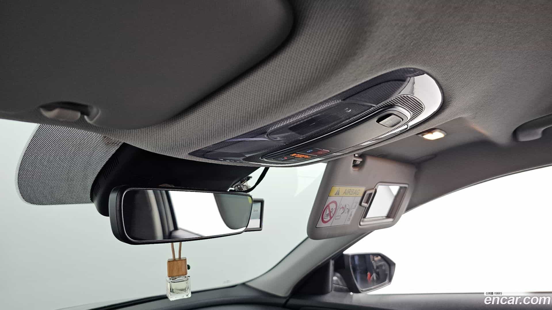 AVANTE Hyundai 2022.0-OPTION-041