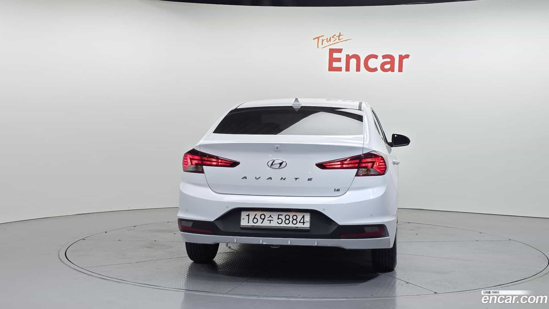AVANTE Hyundai 2019.7-OUTER-004