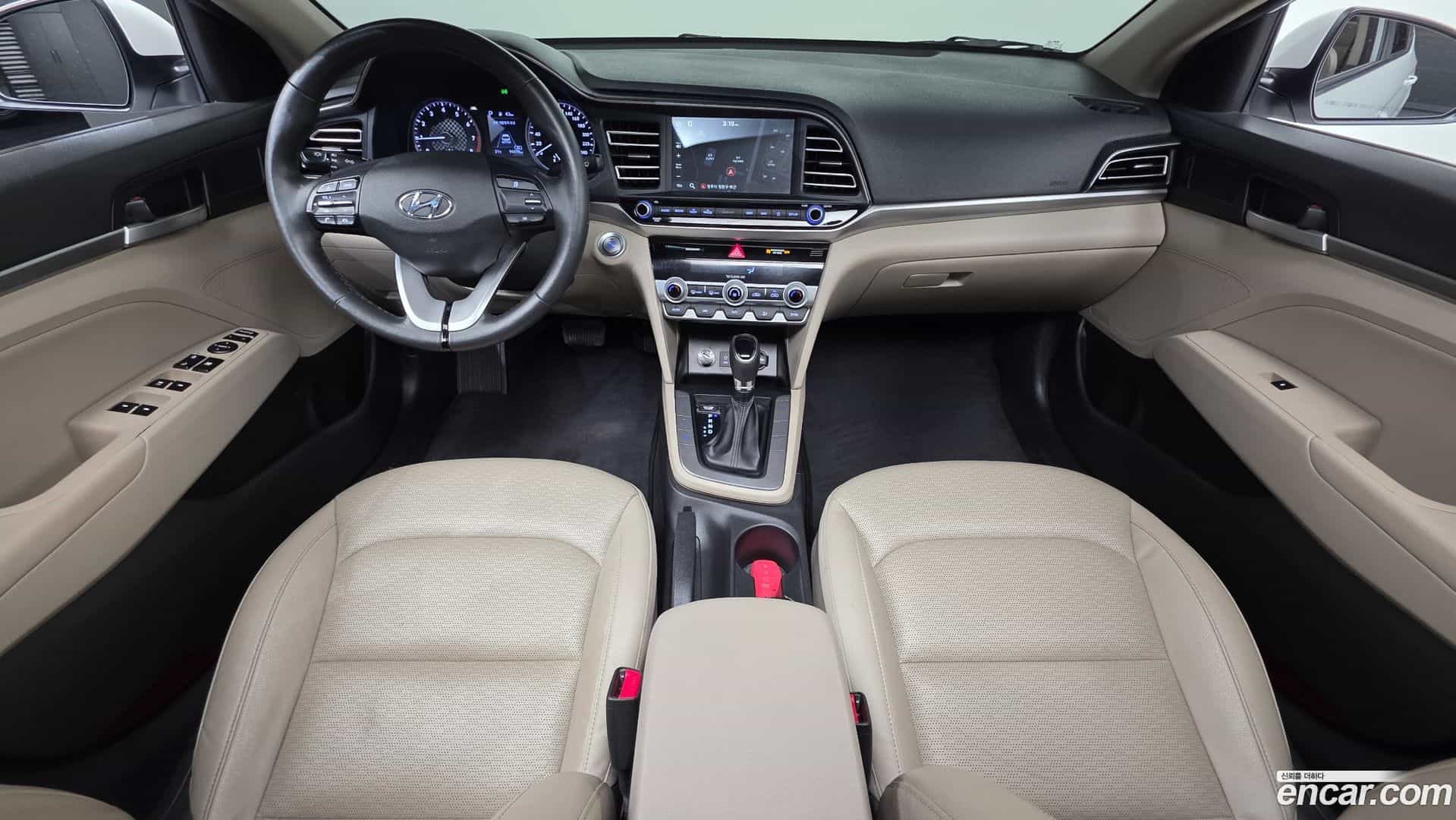 AVANTE Hyundai 2019.7-INNER-007
