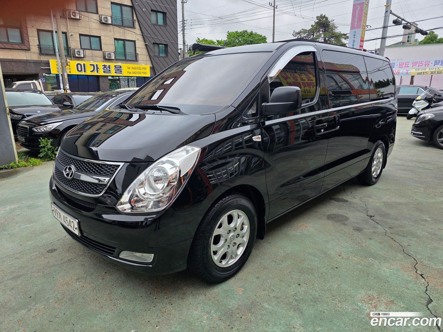 Main__Slider__Photo:Starex Hyundai 2015.0-0