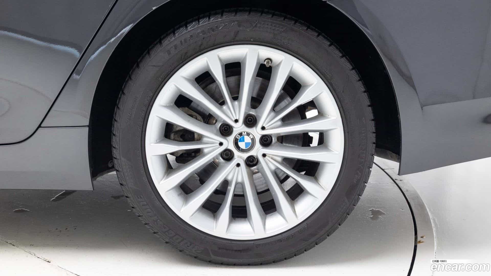 5-Series BMW 2023.4-OUTER-005