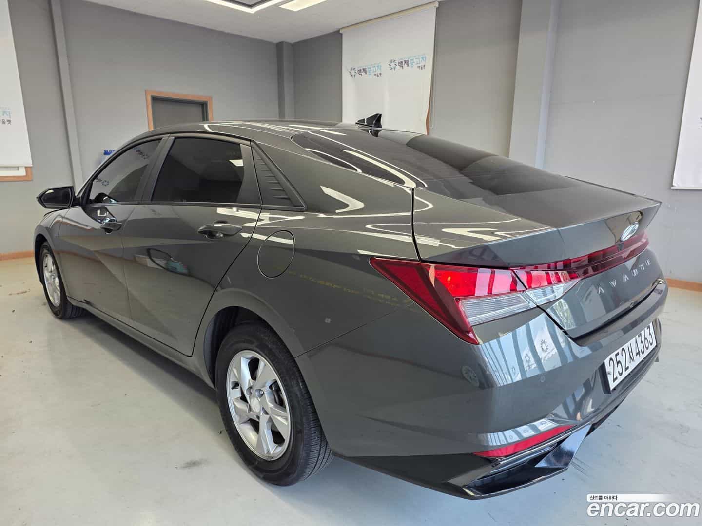 AVANTE Hyundai 2021.4-OUTER-003
