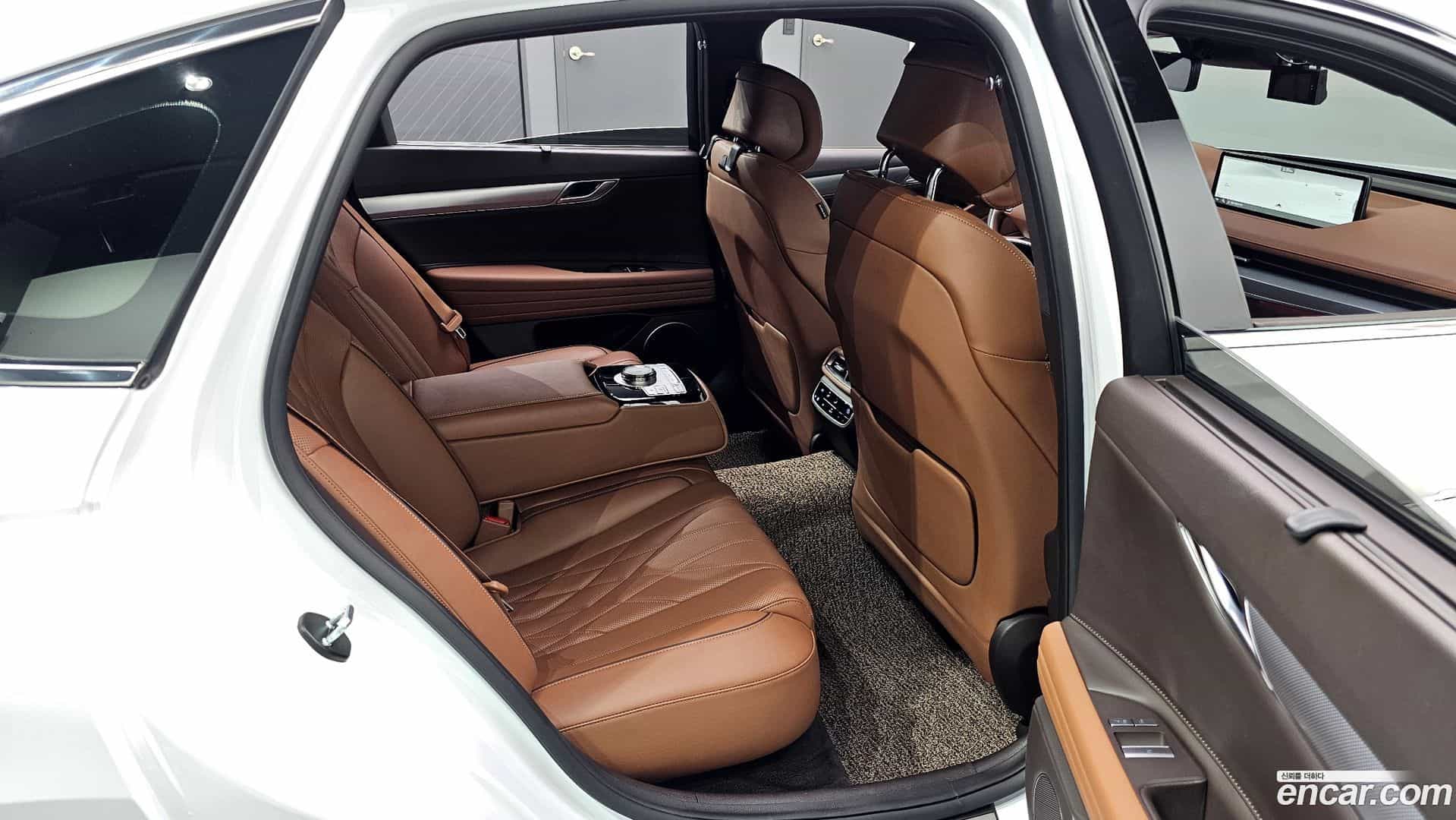 G80 Genesis 2023.5-OPTION-015