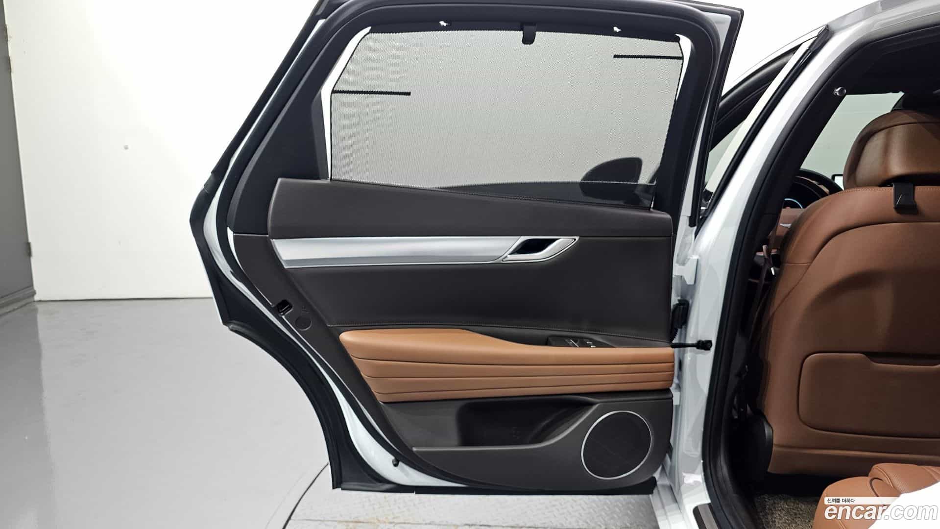 G80 Genesis 2023.5-INNER-035