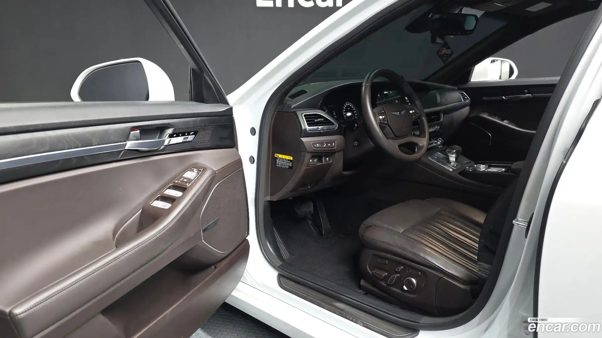G90 Genesis 2021.3-INNER-010