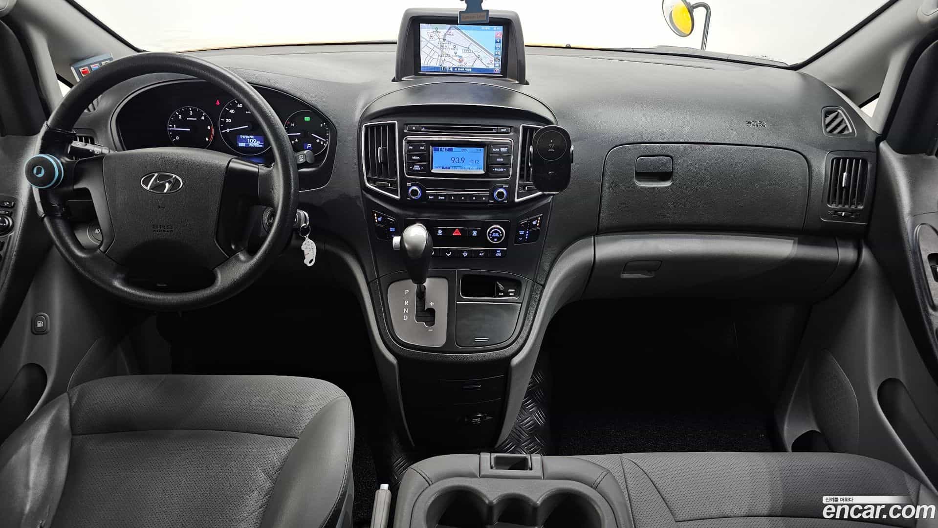 Starex Hyundai 2019.3-INNER-007