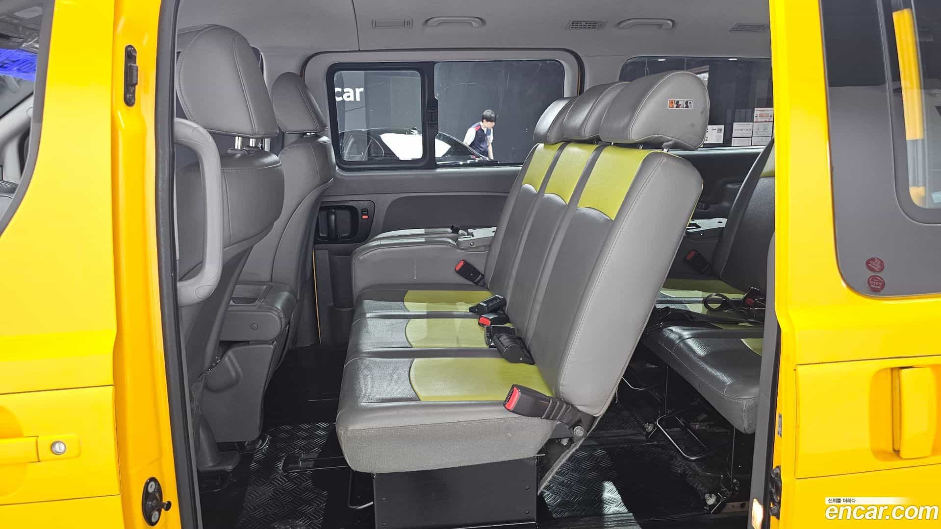 Starex Hyundai 2019.3-OPTION-016
