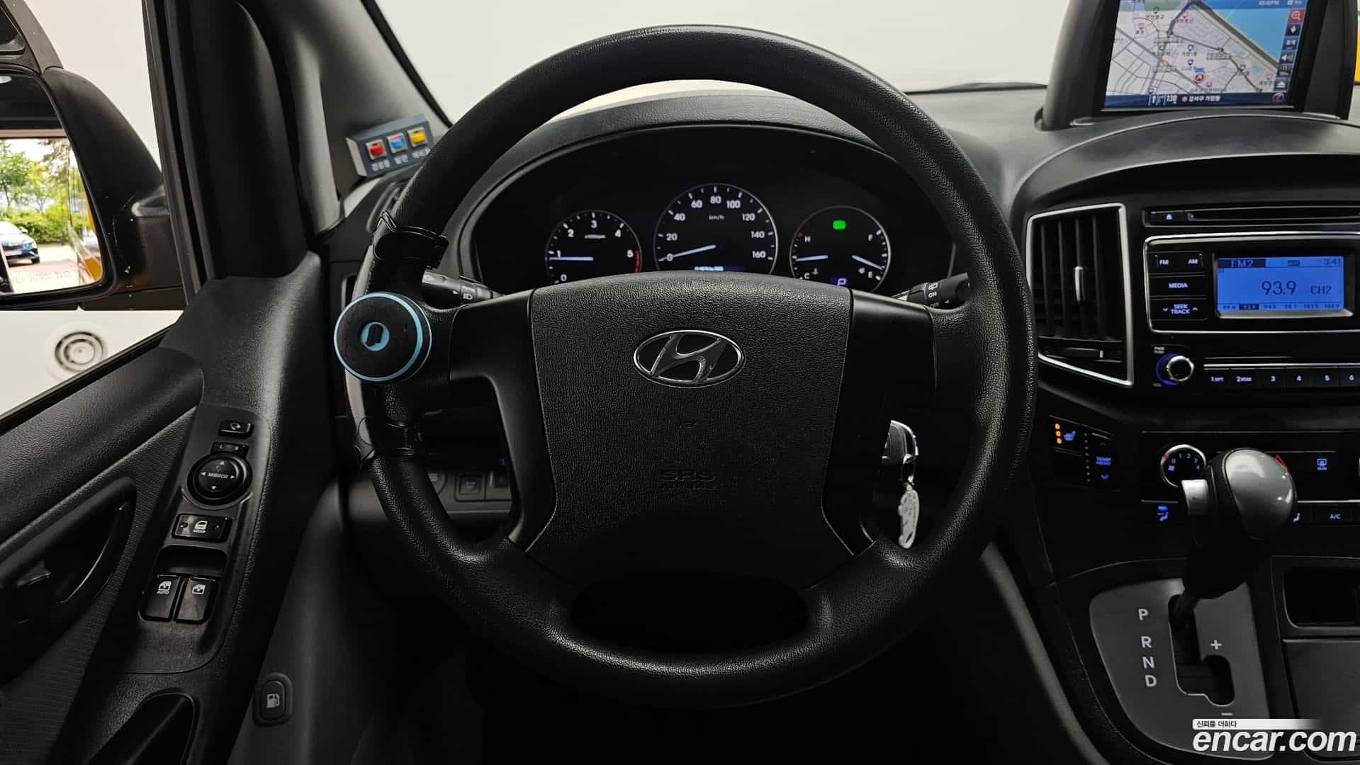 Starex Hyundai 2019.3-OPTION-017