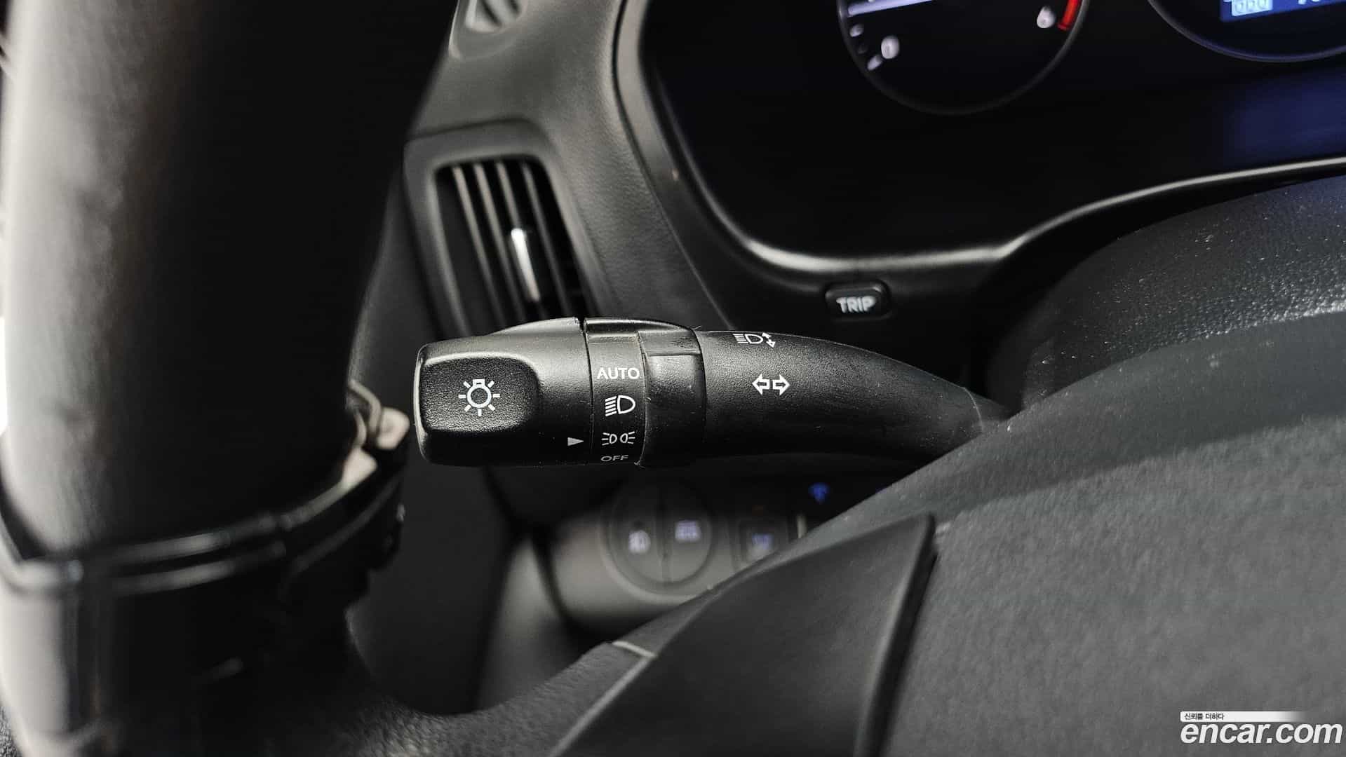 Starex Hyundai 2019.3-OPTION-021
