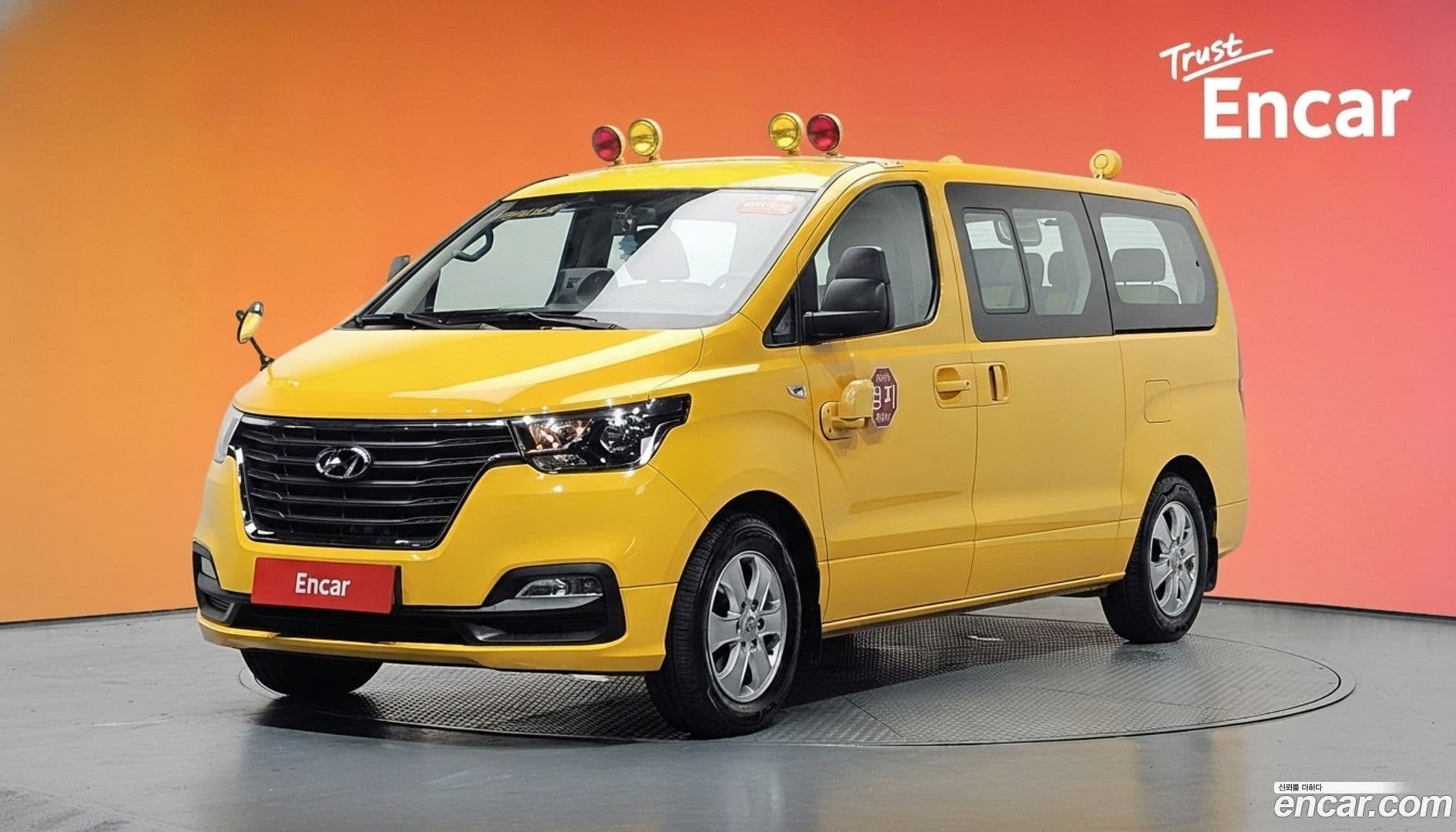 Main__Slider__Photo:Starex Hyundai 2019.3-0