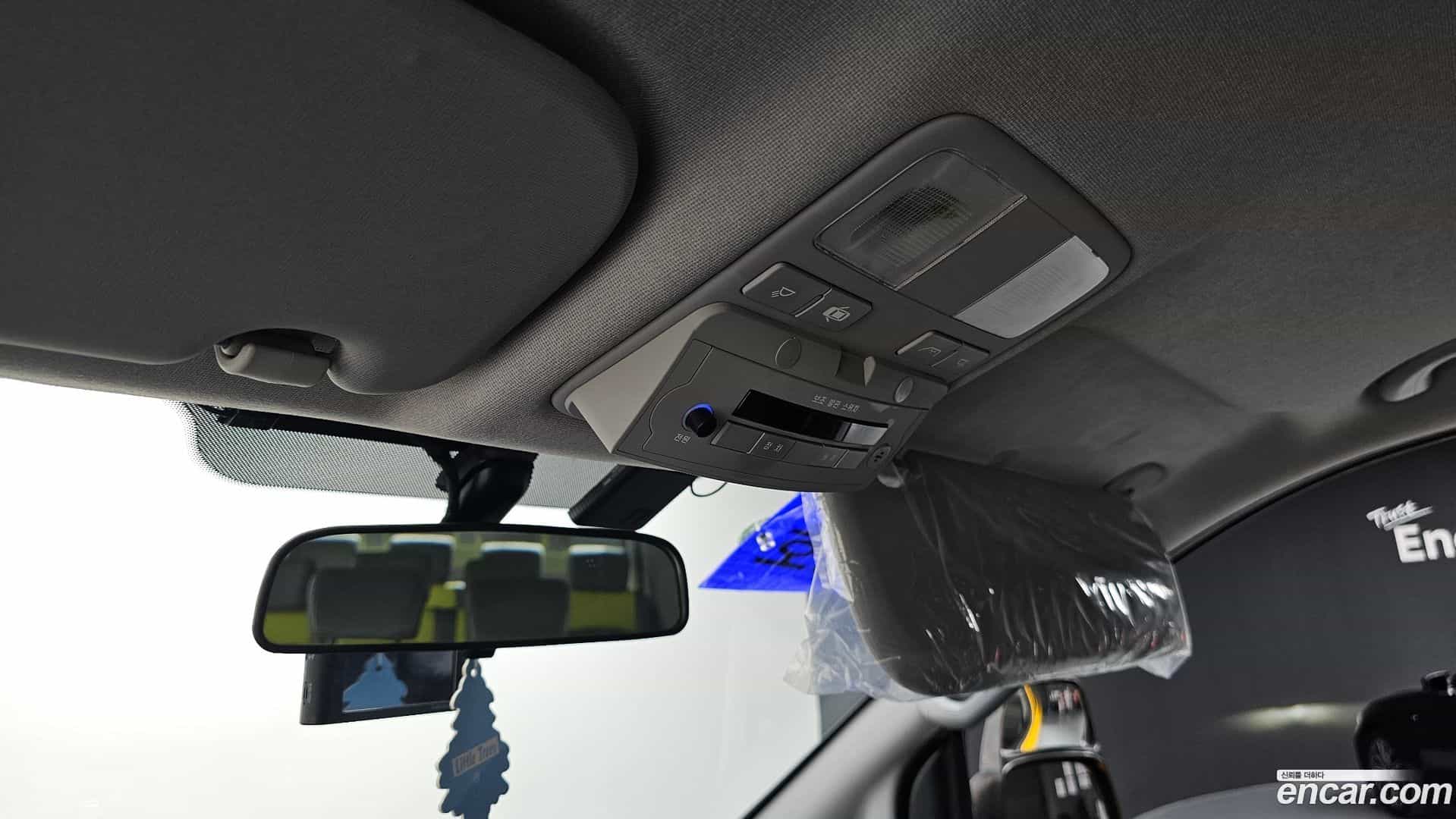 Starex Hyundai 2019.3-OPTION-042