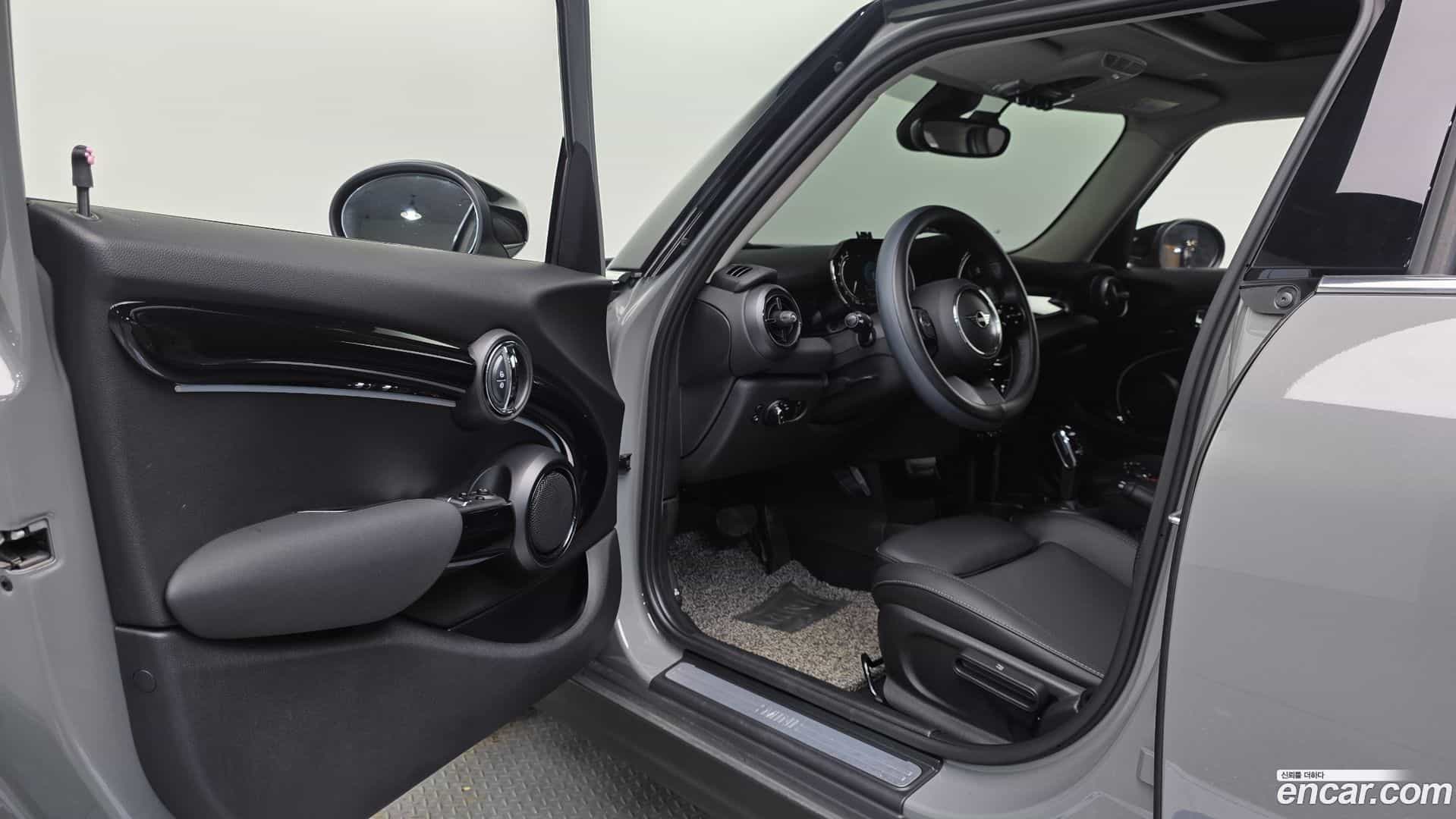 Cooper Mini 2022.1-INNER-010