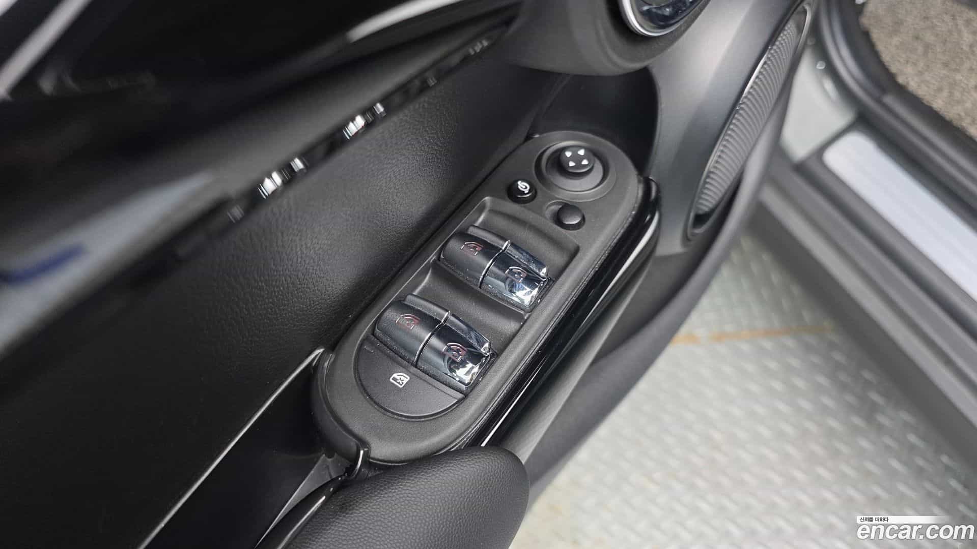 Cooper Mini 2022.1-OPTION-015