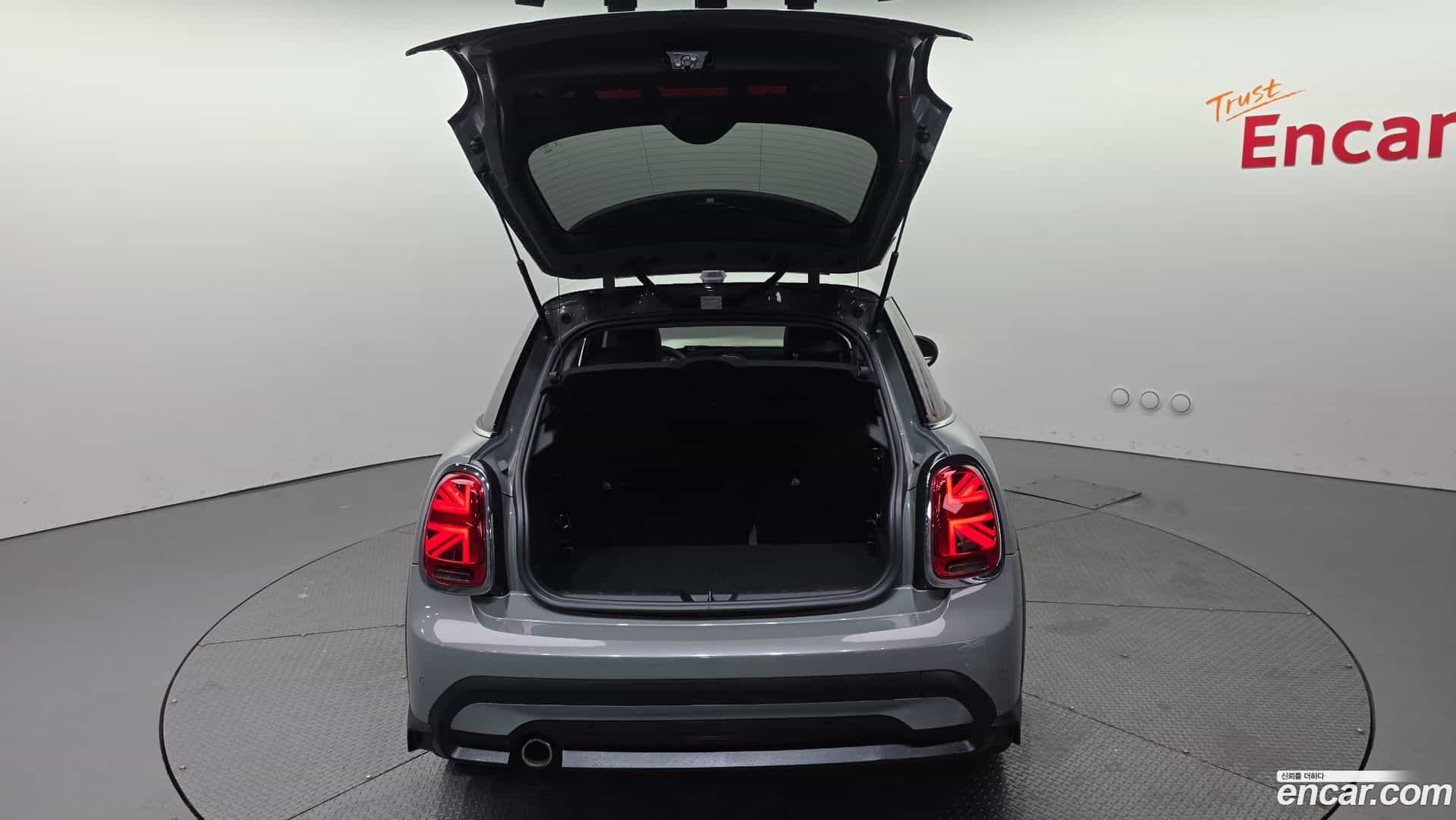 Cooper Mini 2022.1-OPTION-023