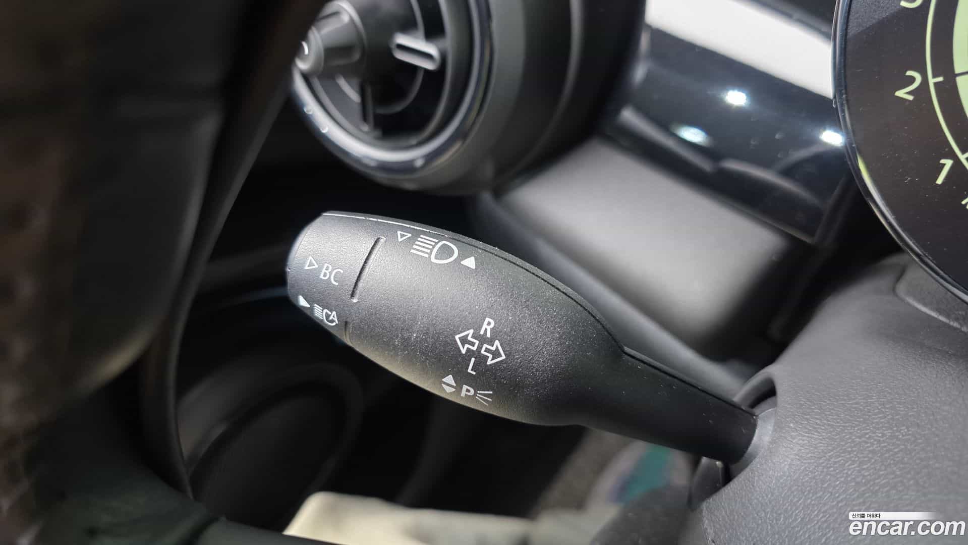 Cooper Mini 2022.1-OPTION-045