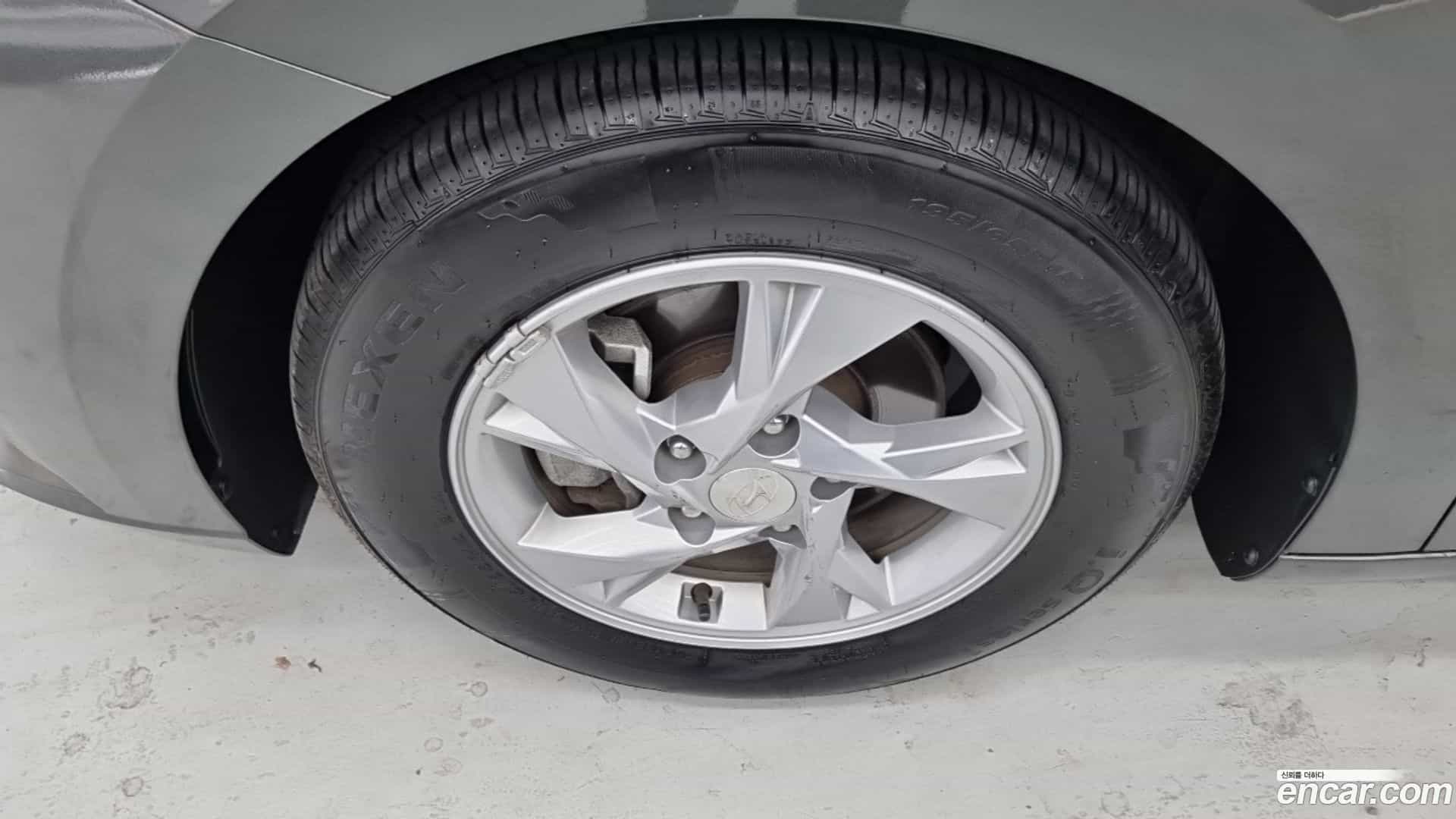 AVANTE Hyundai 2021.0-OUTER-005