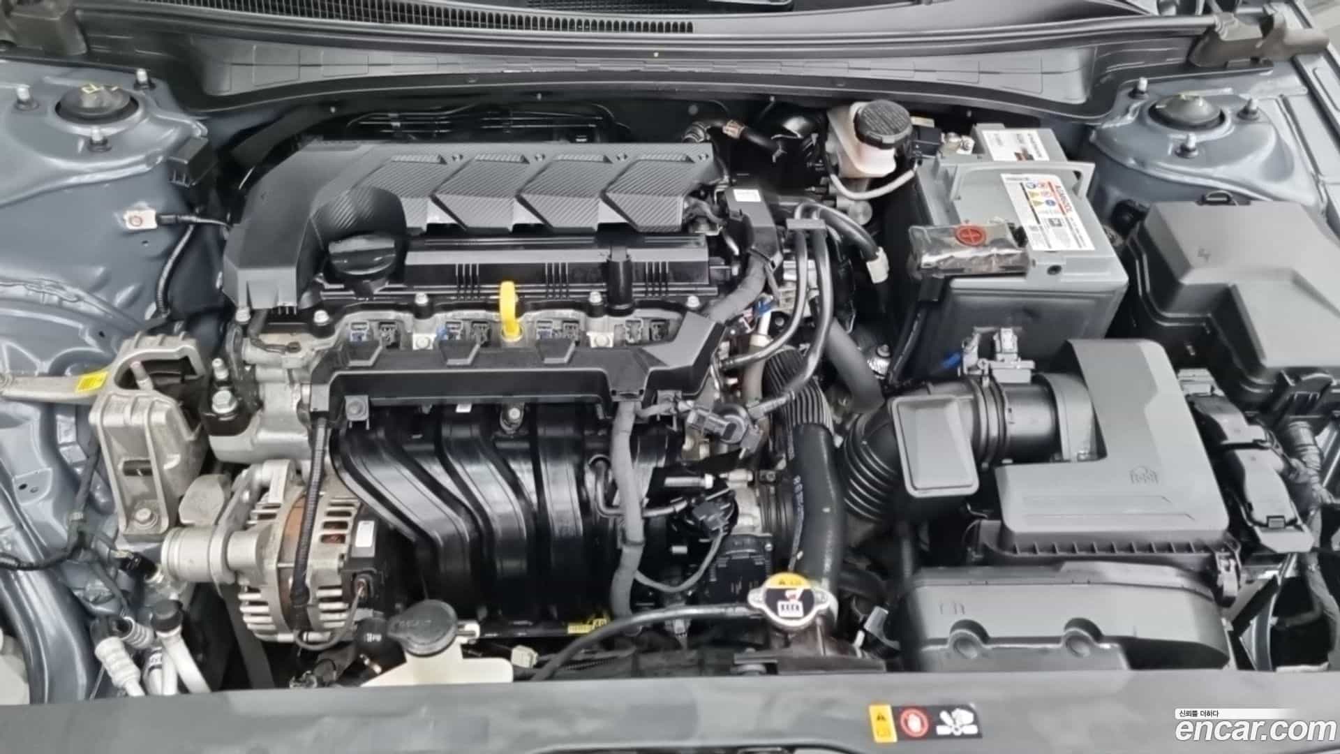 AVANTE Hyundai 2021.0-OUTER-006