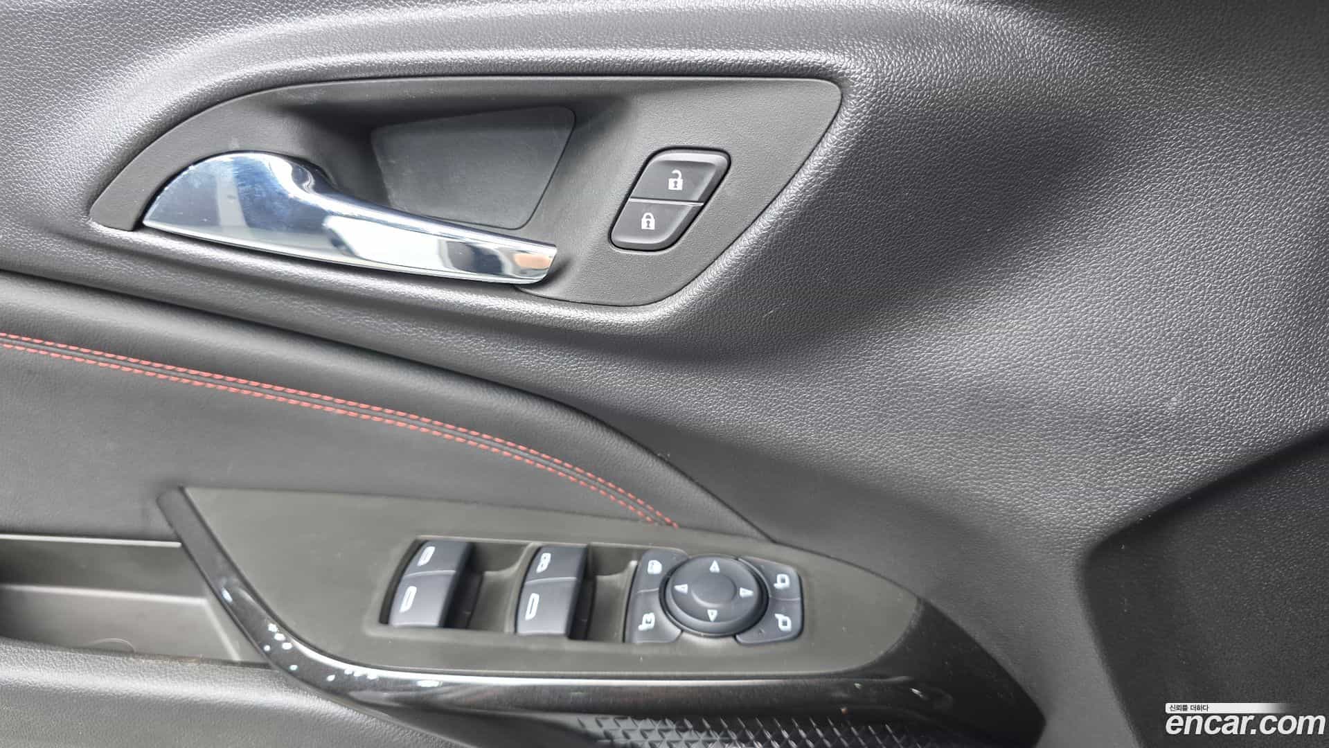 Trax Chevrolet 2023.3-OPTION-016