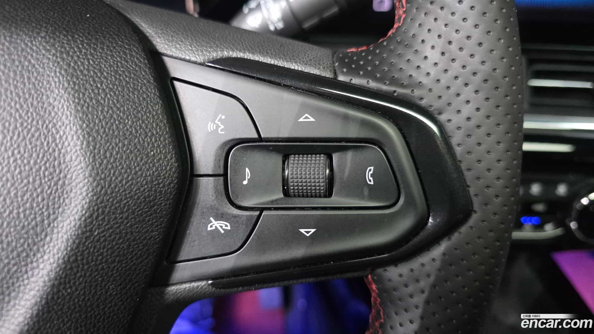 Trax Chevrolet 2023.3-OPTION-021