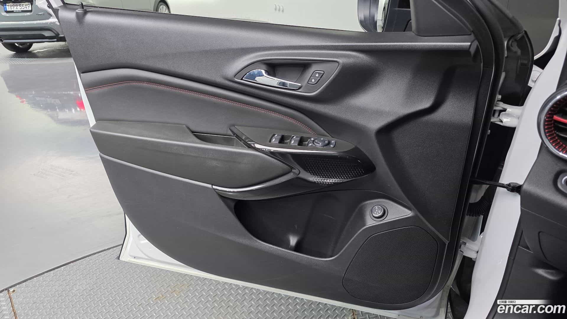 Trax Chevrolet 2023.3-INNER-034