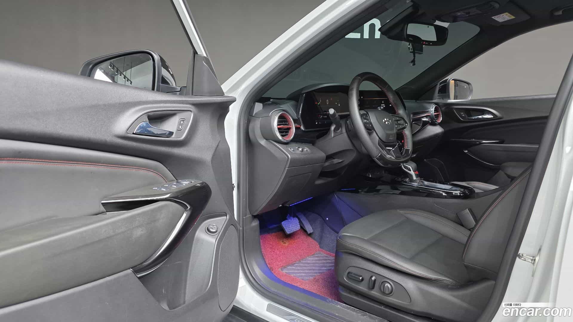 Trax Chevrolet 2023.3-INNER-036