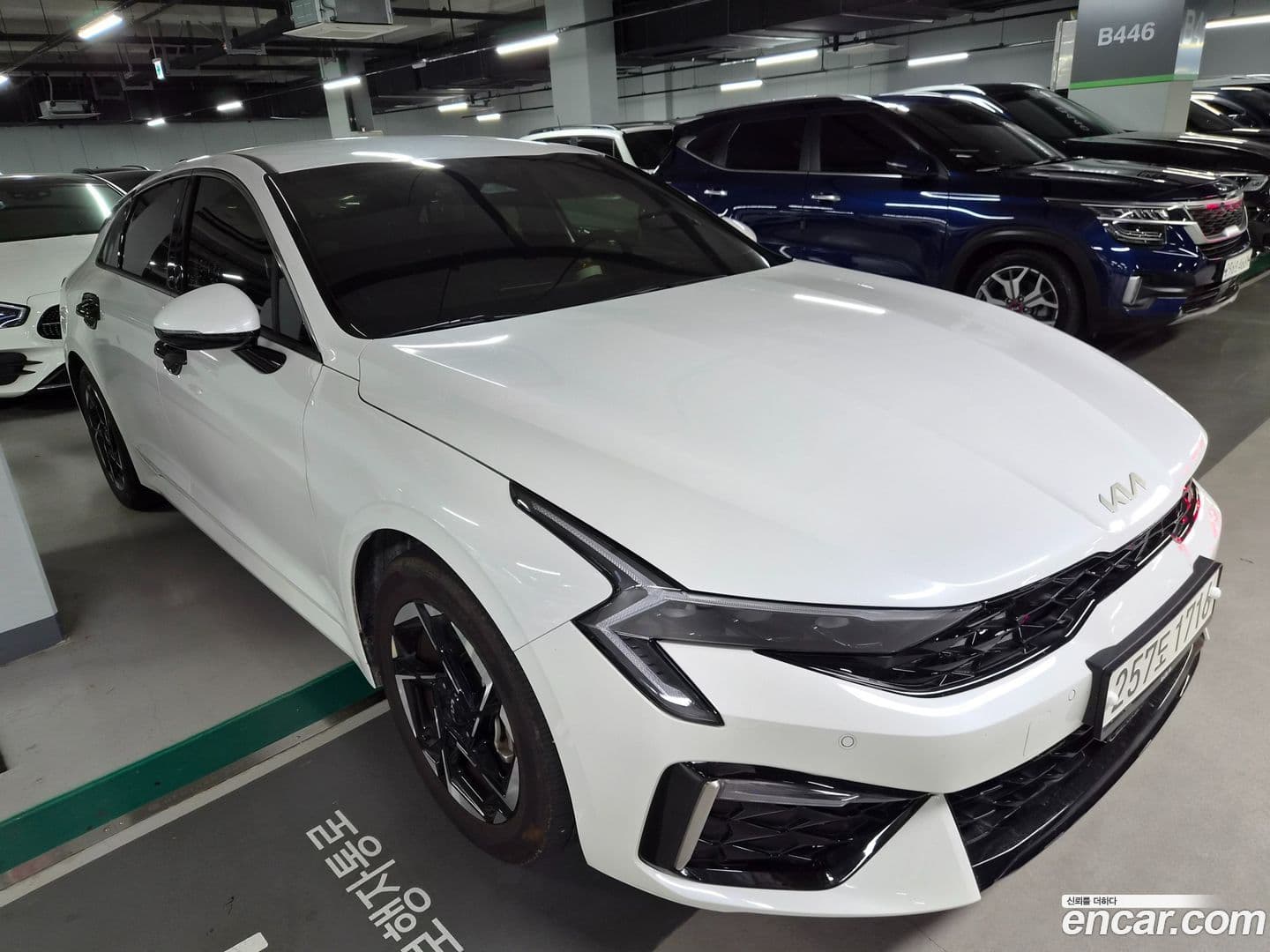 Main__Slider__Photo:K5 Kia 2025.5-0