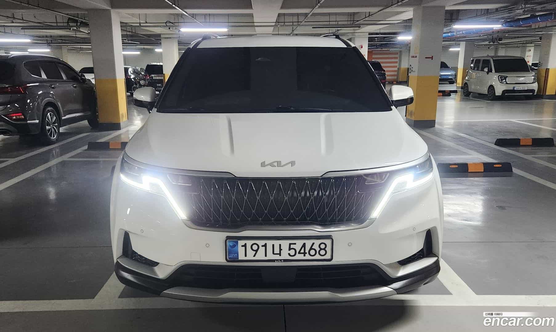 Canival Kia 2023.8-OUTER-001