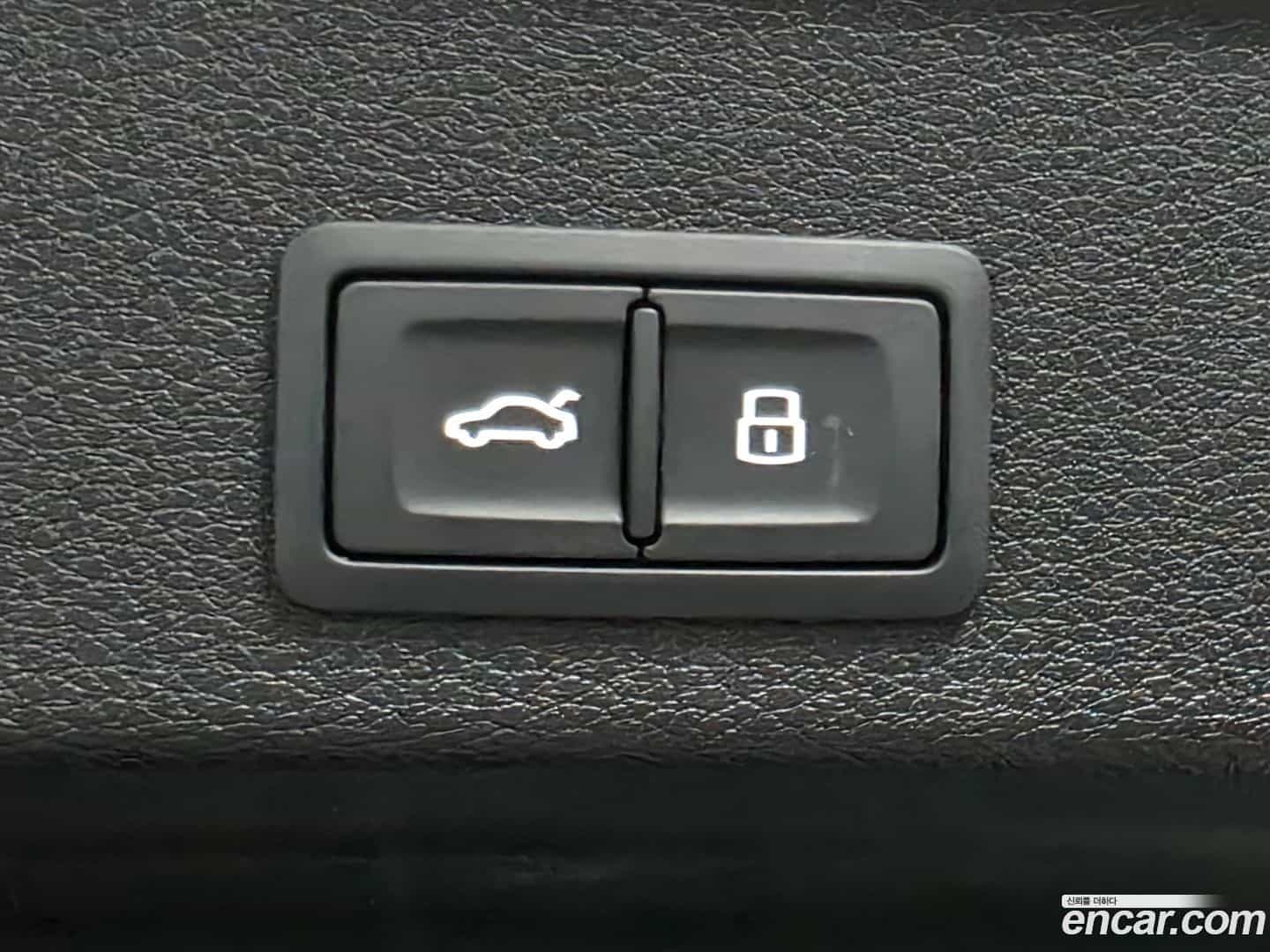 Q3 Audi 2022.8-OPTION-024