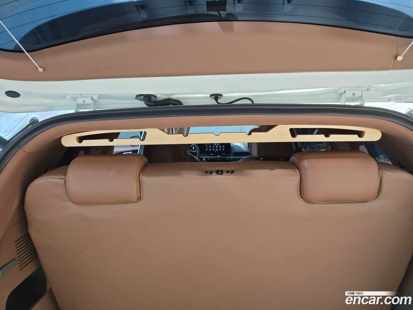 Canival Kia 2023.10-INNER-009