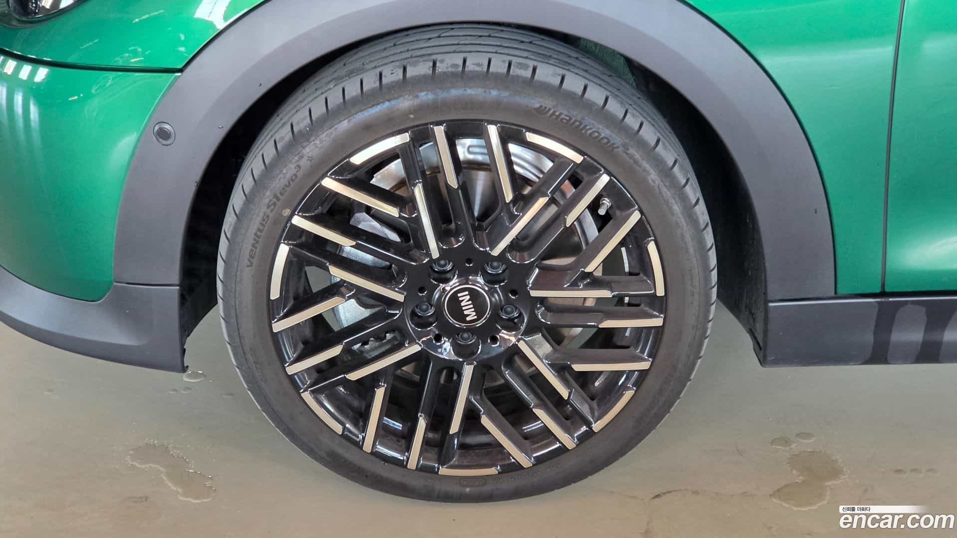 Cooper Mini 2025.11-OPTION-020