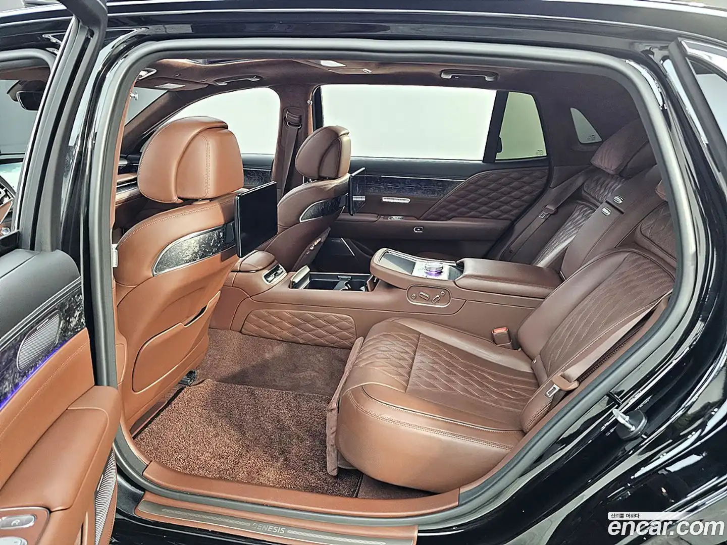 G90 Genesis 2022.8-INNER-009