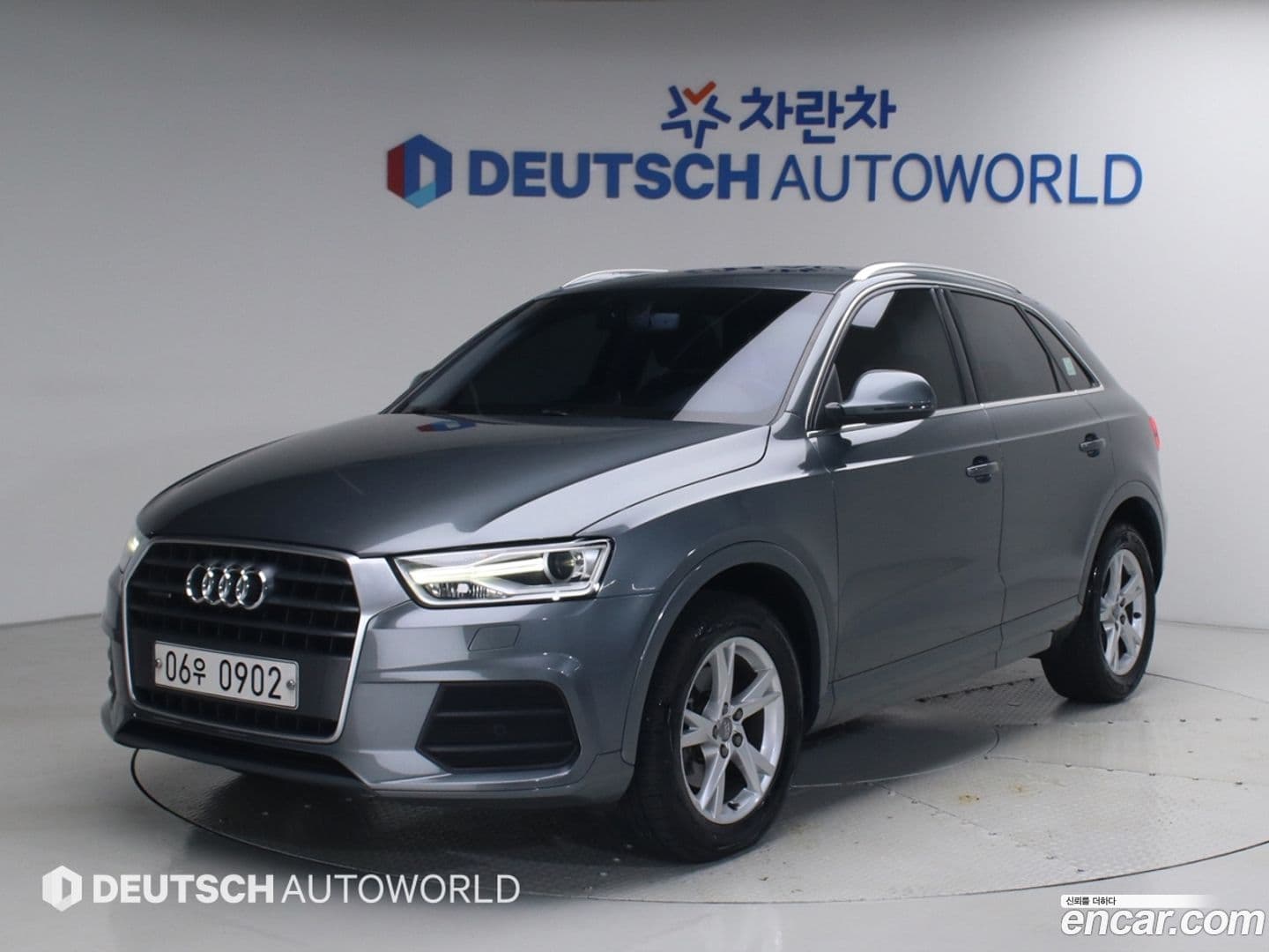 Main__Slider__Photo:Q3 Audi 2015.10-0