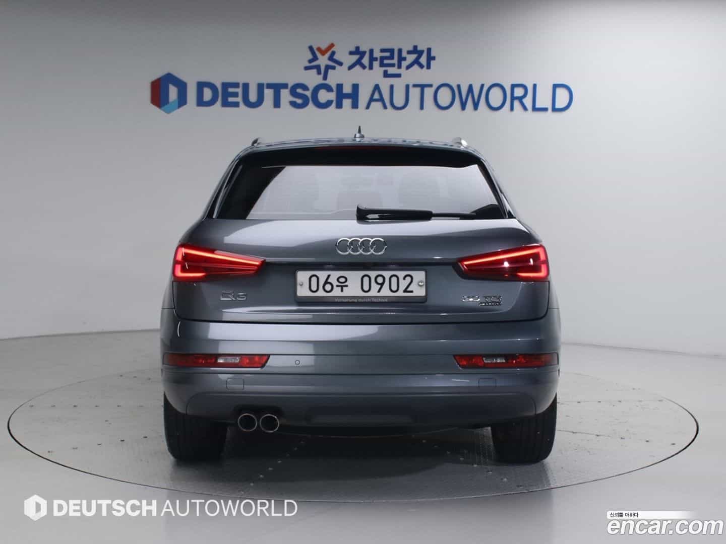Q3 Audi 2015.10-OUTER-004