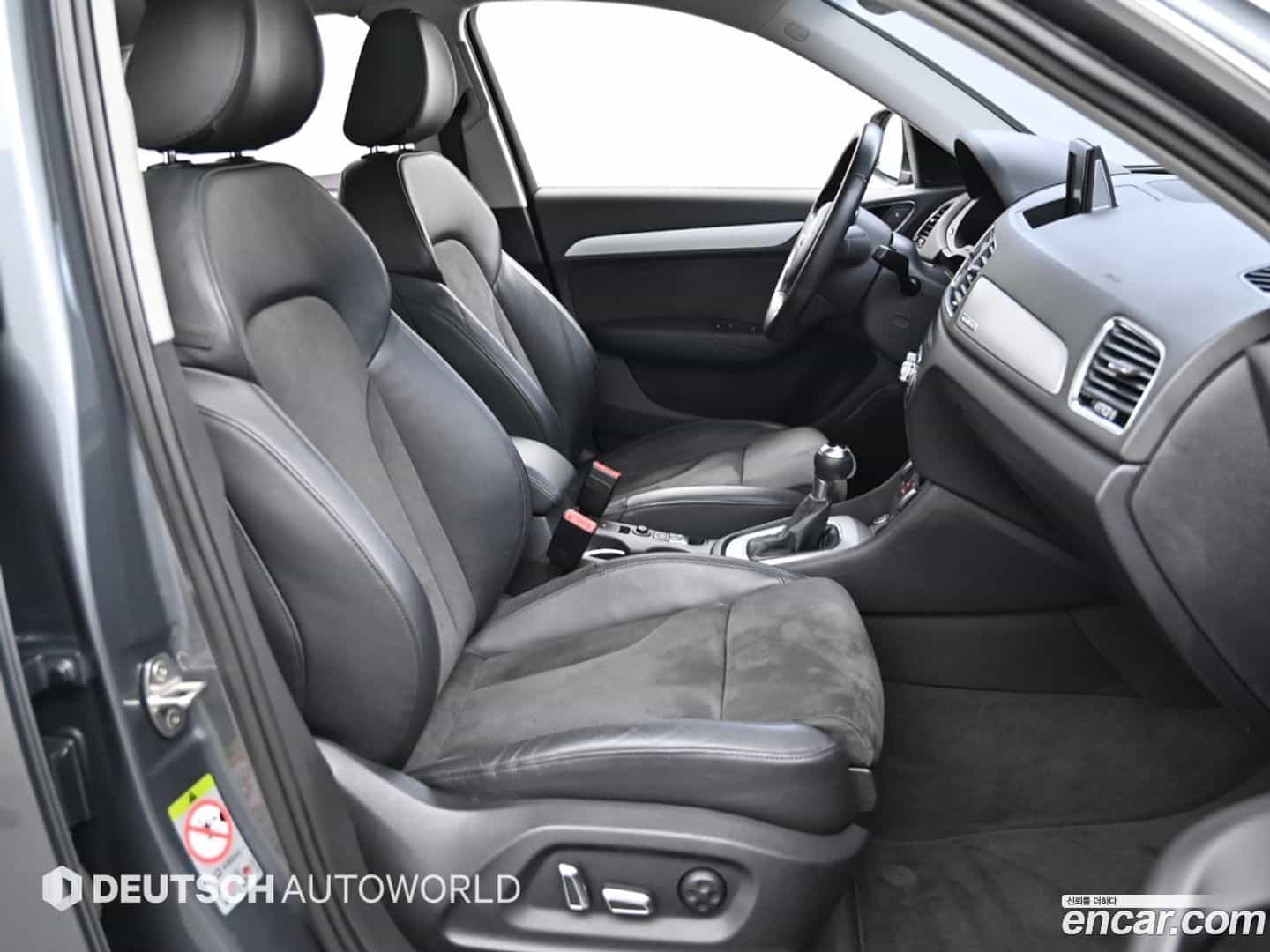 Q3 Audi 2015.10-INNER-010