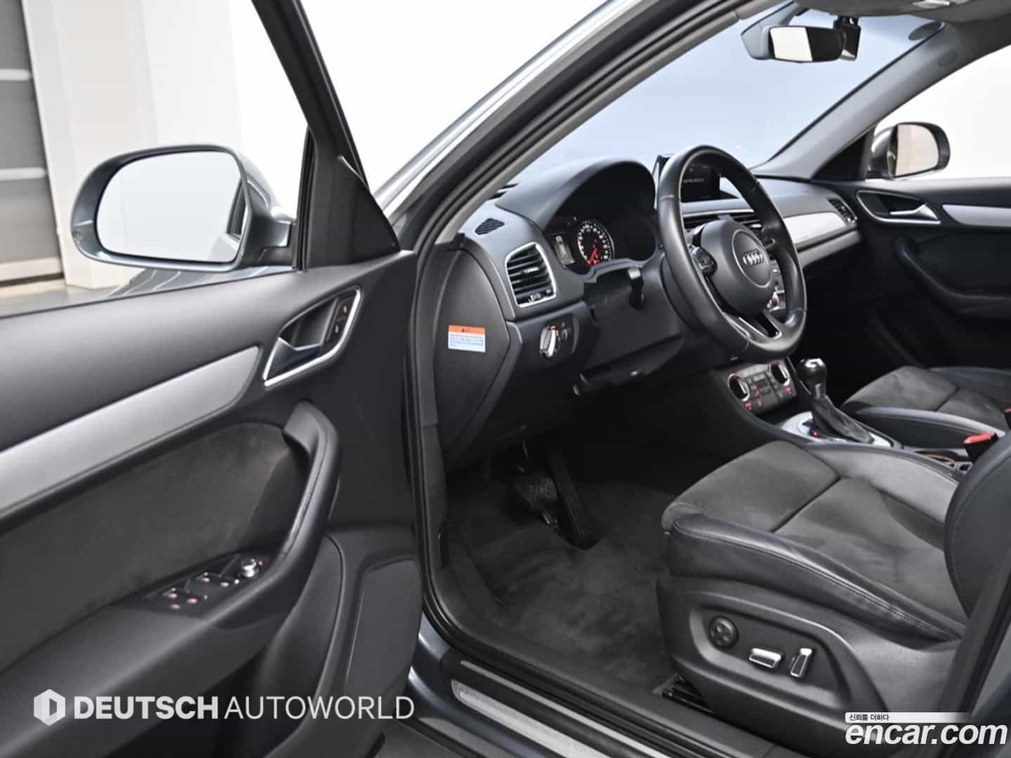 Q3 Audi 2015.10-OPTION-015
