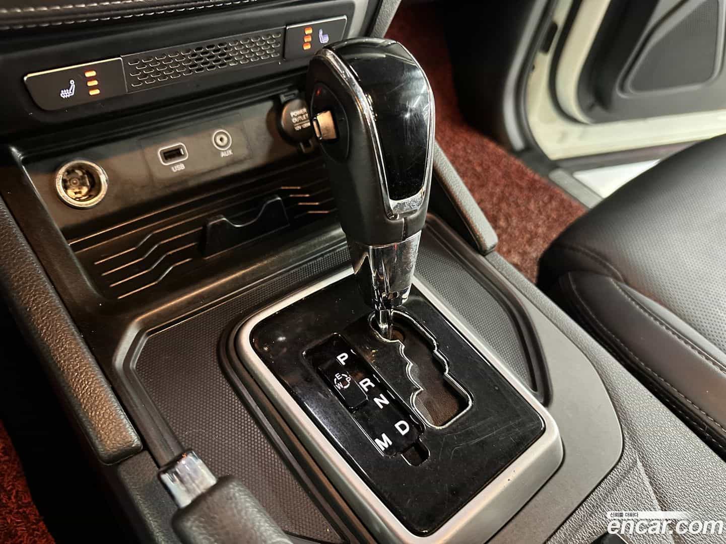 Rexton KG Mobility 2018.11-INNER-010