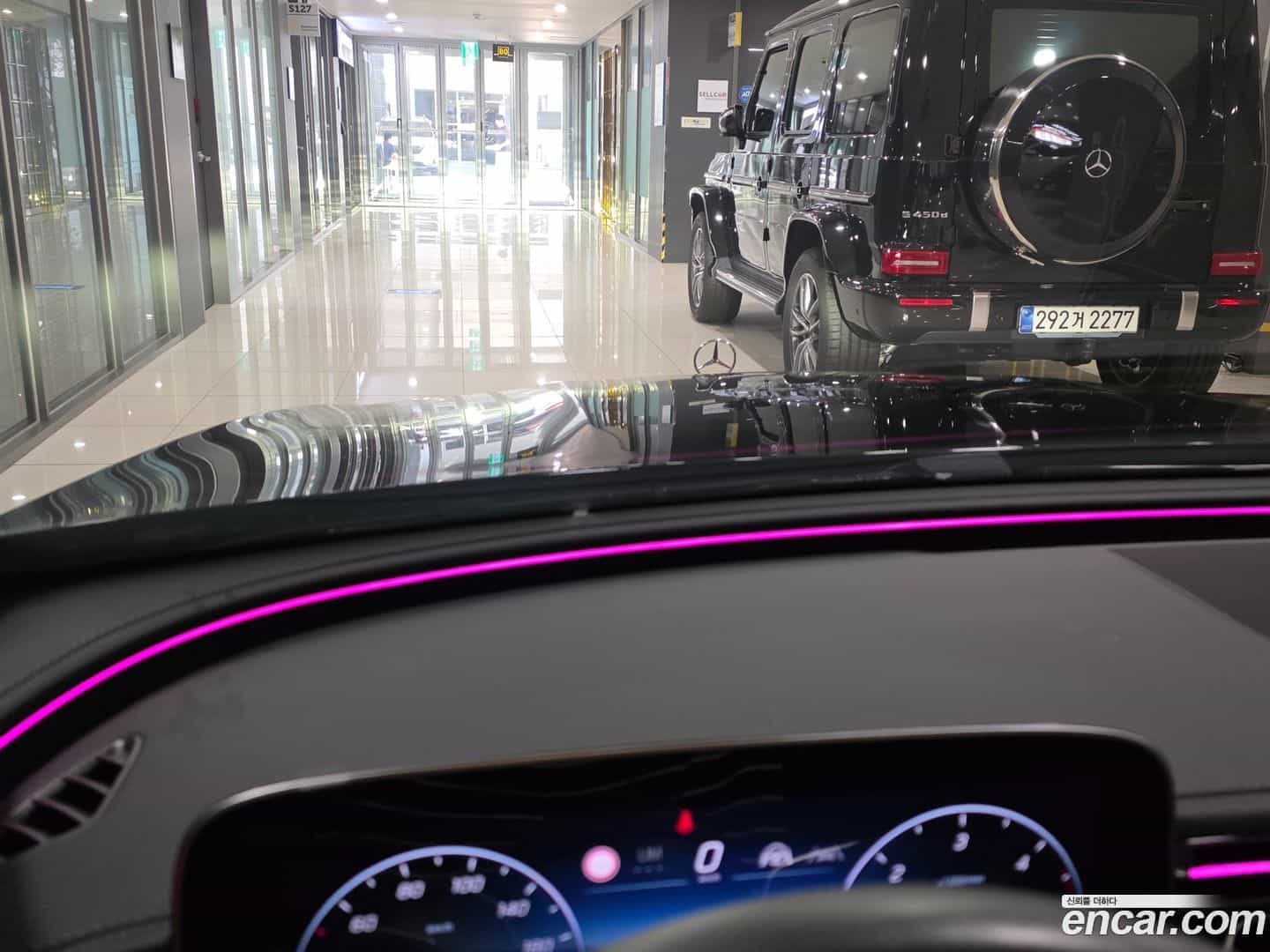 E-Class Mercedes-Benz 2025.6-OPTION-016