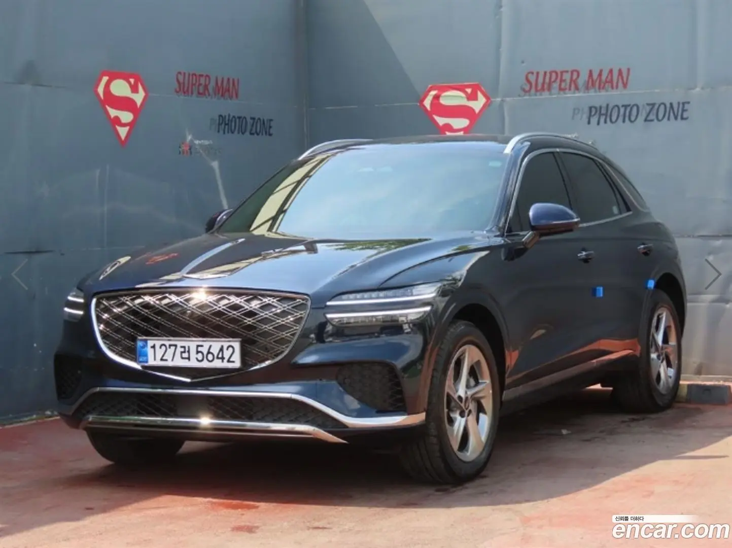 Main__Slider__Photo:GV70 Genesis 2025.9-0