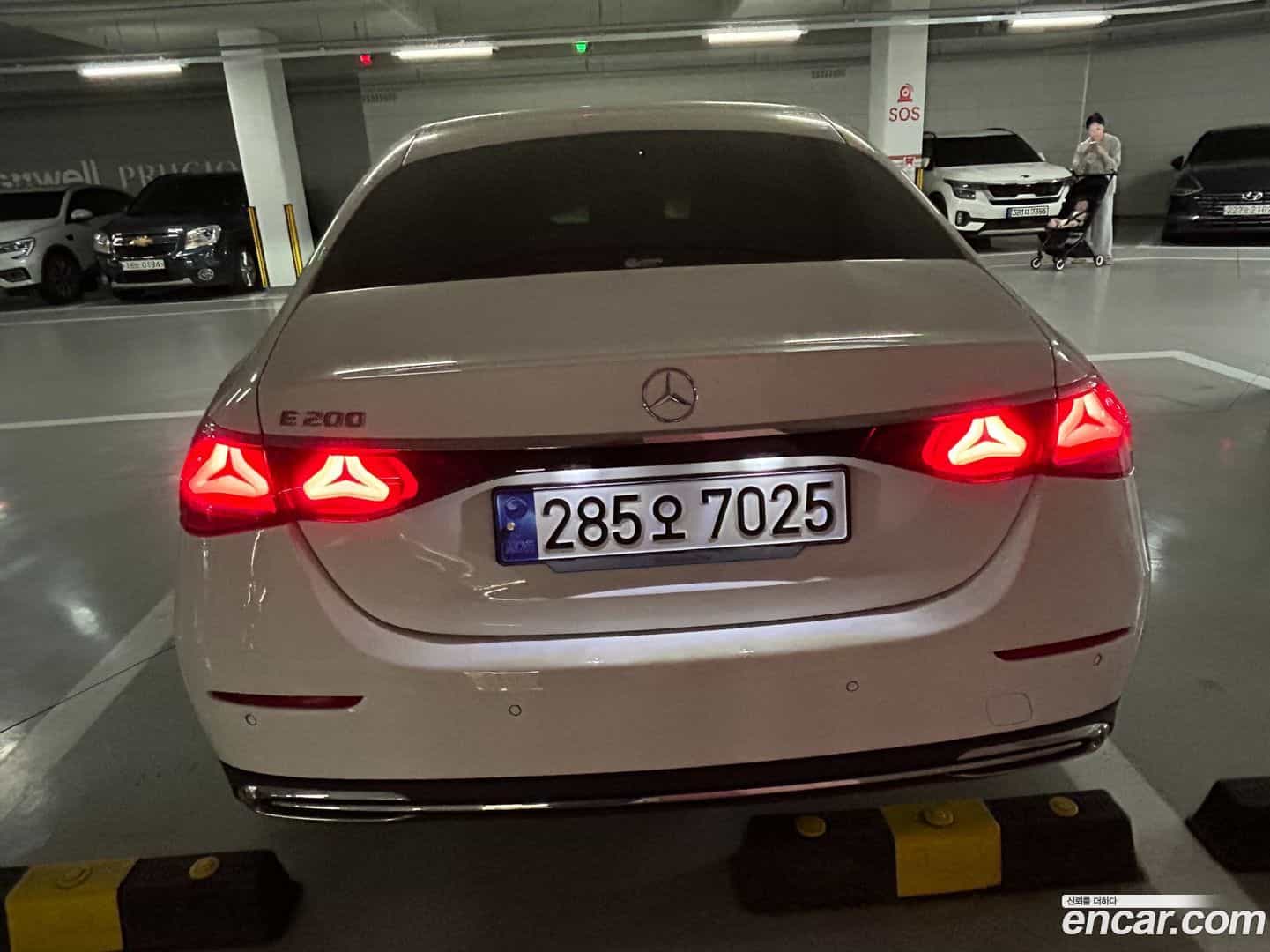 E-Class Mercedes-Benz 2024.10-OUTER-004