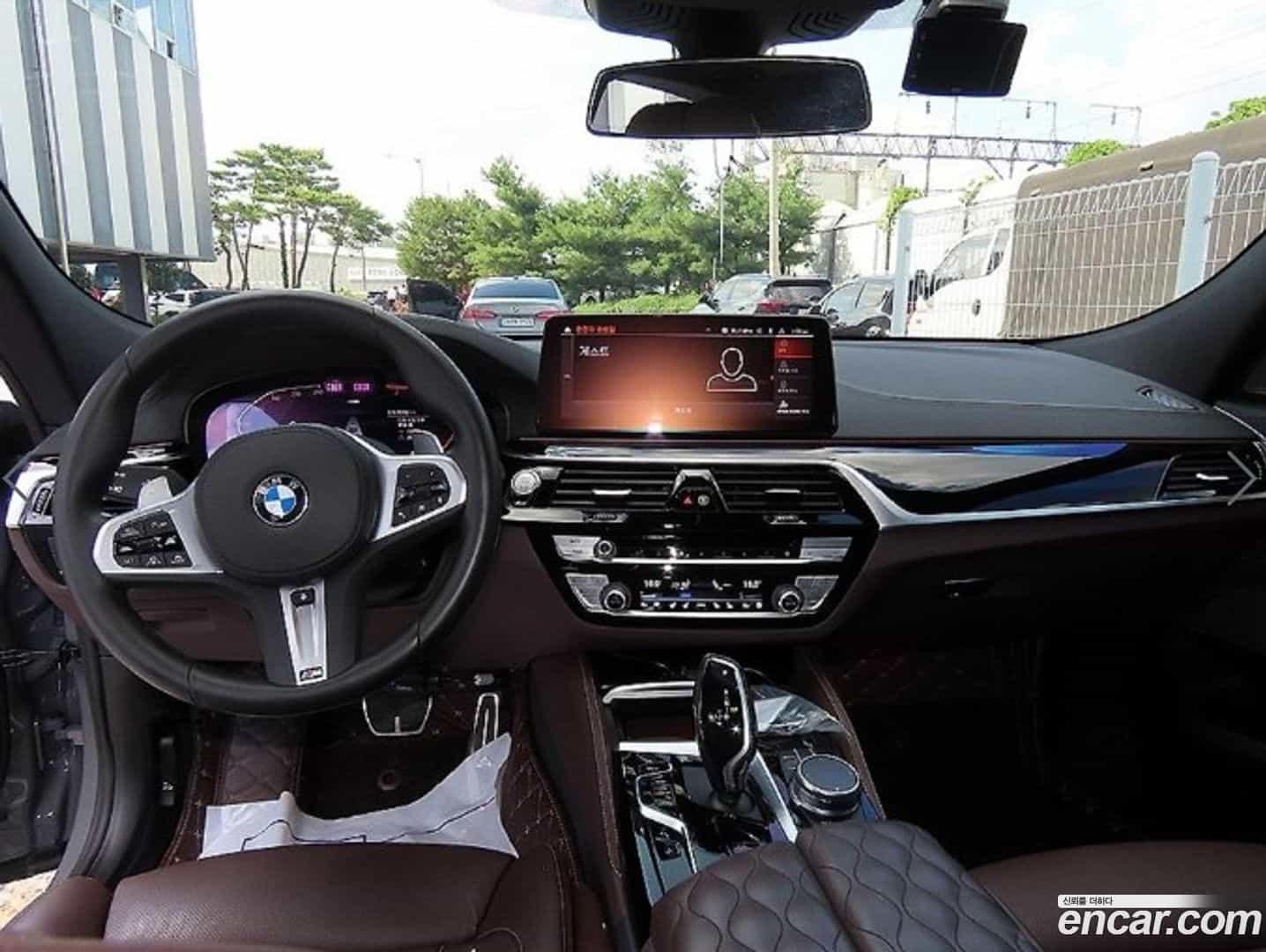 Gran Turismo BMW 2022.9-INNER-007