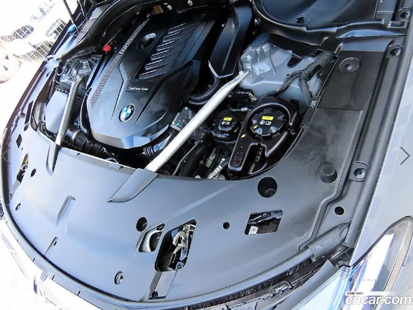 Gran Turismo BMW 2022.9-OPTION-023