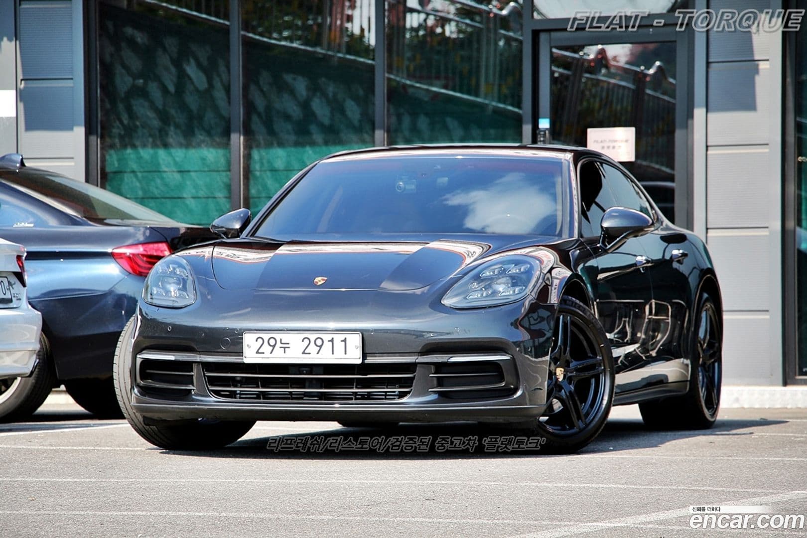 Main__Slider__Photo:Panamera Porsche 2018.10-0