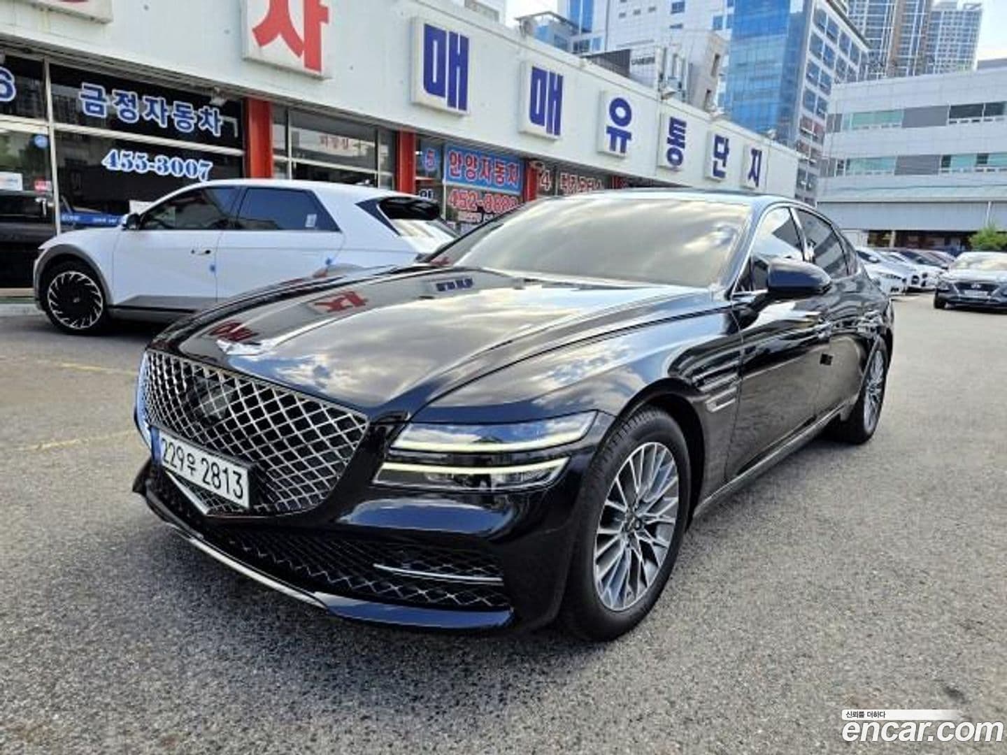 Main__Slider__Photo:G80 Genesis 2022.8-0