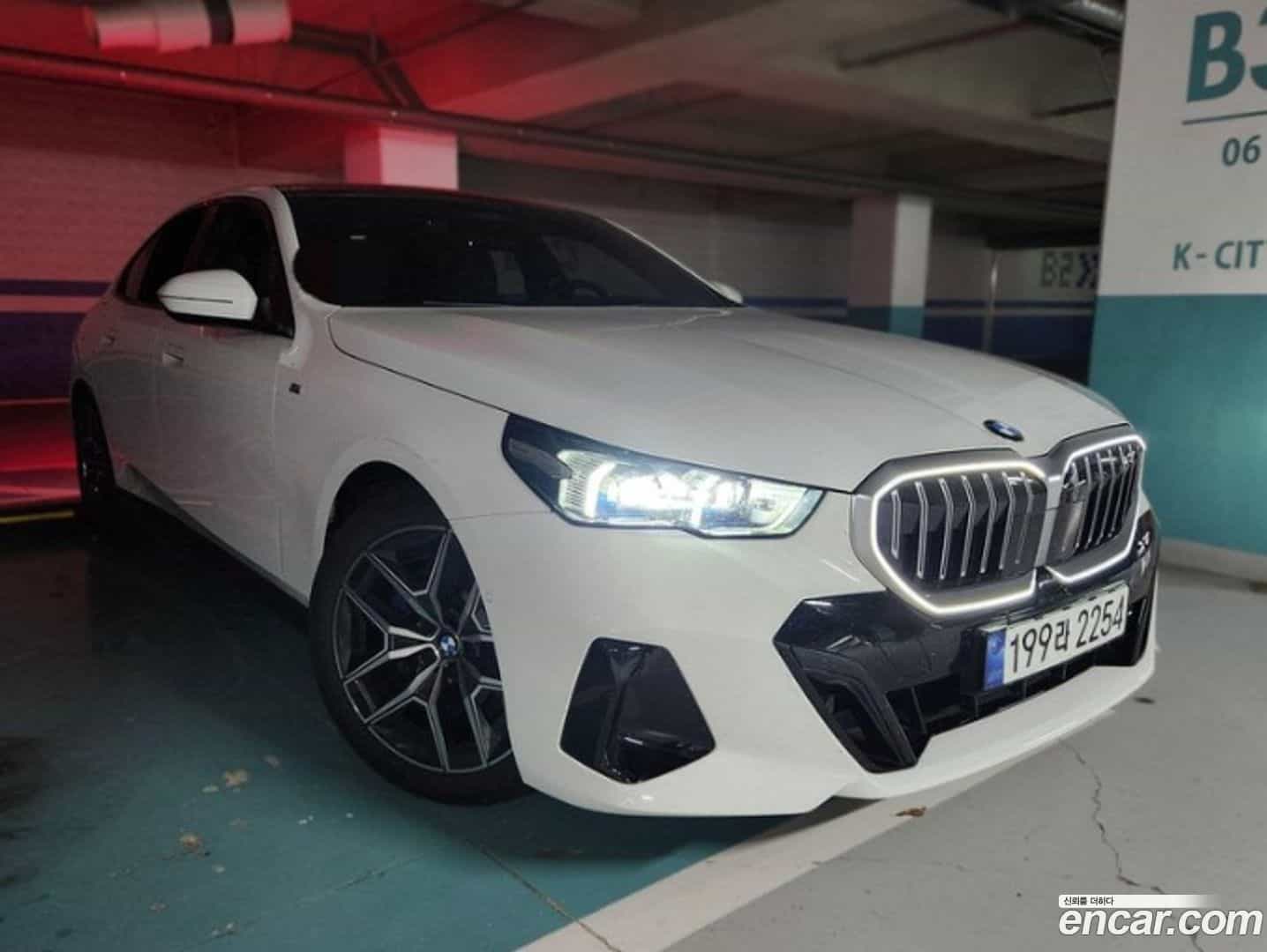 5-Series BMW 2024.6-OUTER-002