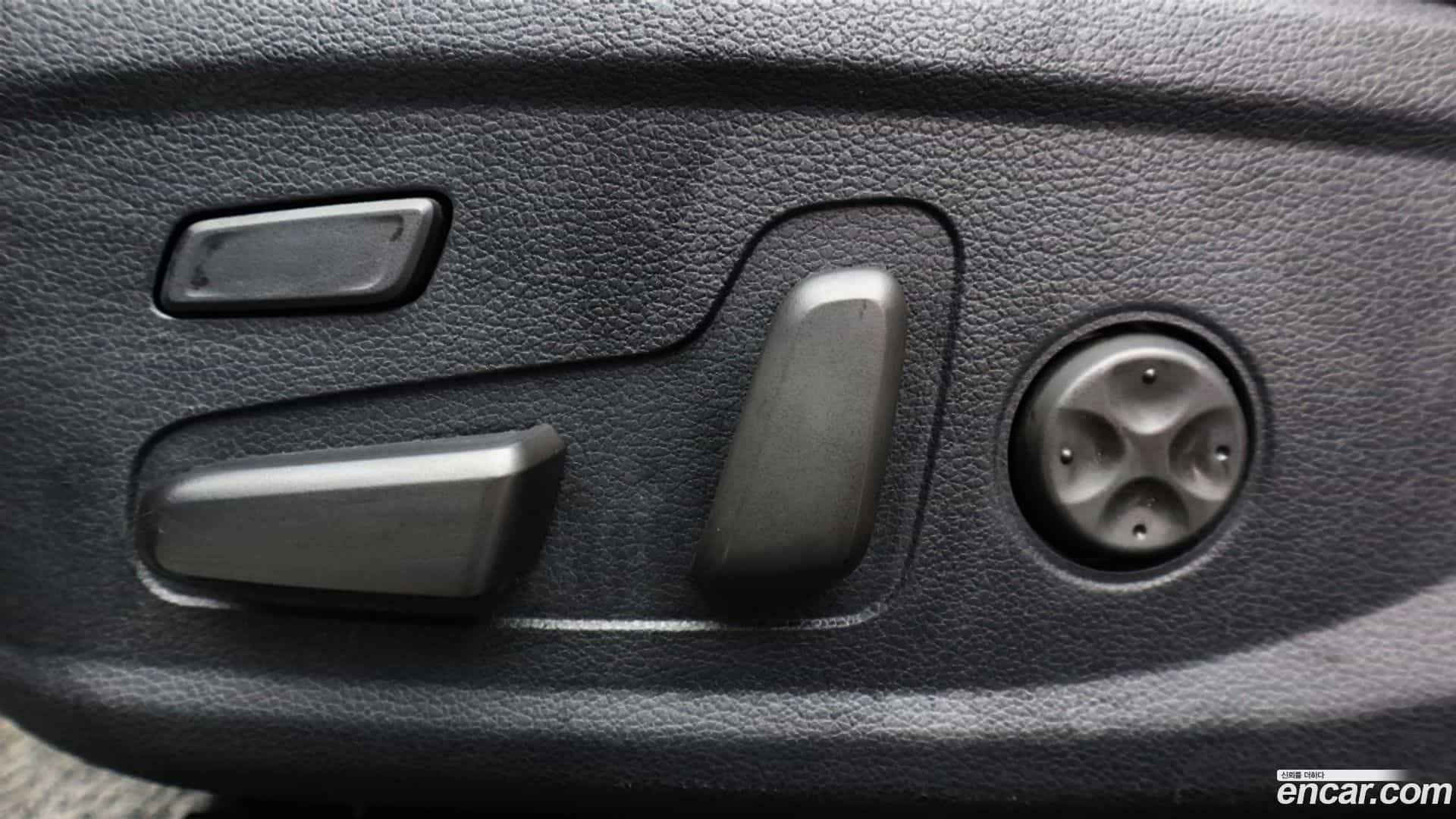 Grandeur Hyundai 2019.0-OPTION-016
