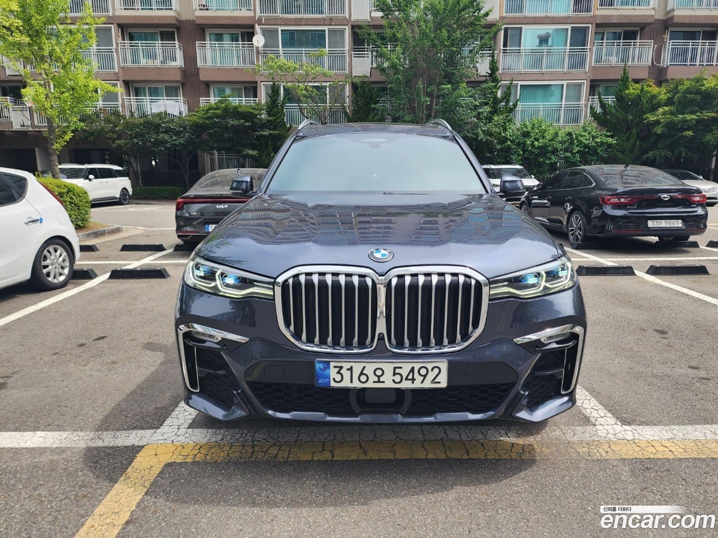 Main__Slider__Photo:X7 BMW 2021.2-0