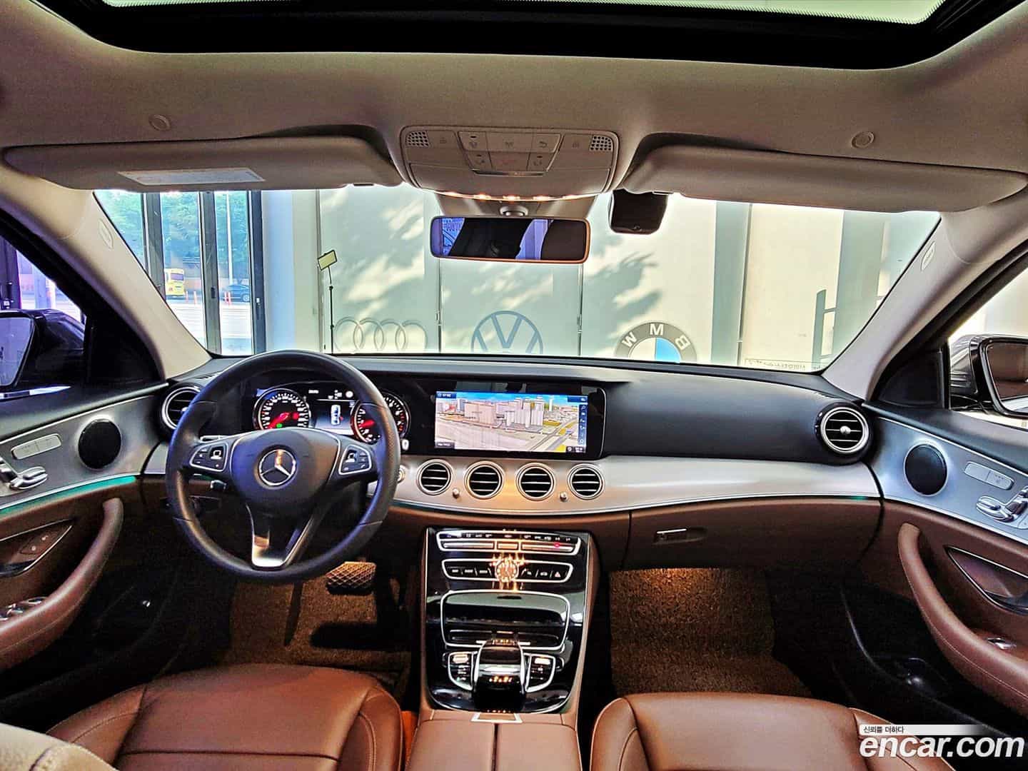 E-Class Mercedes-Benz 2018.3-OPTION-016