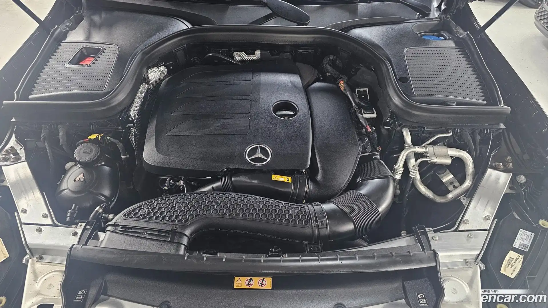 GLC-Class Mercedes-Benz 2022.6-OUTER-006