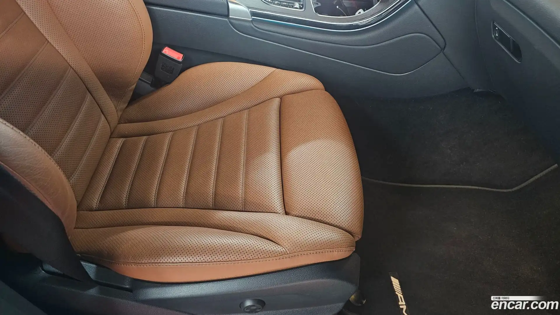 GLC-Class Mercedes-Benz 2022.6-OPTION-019