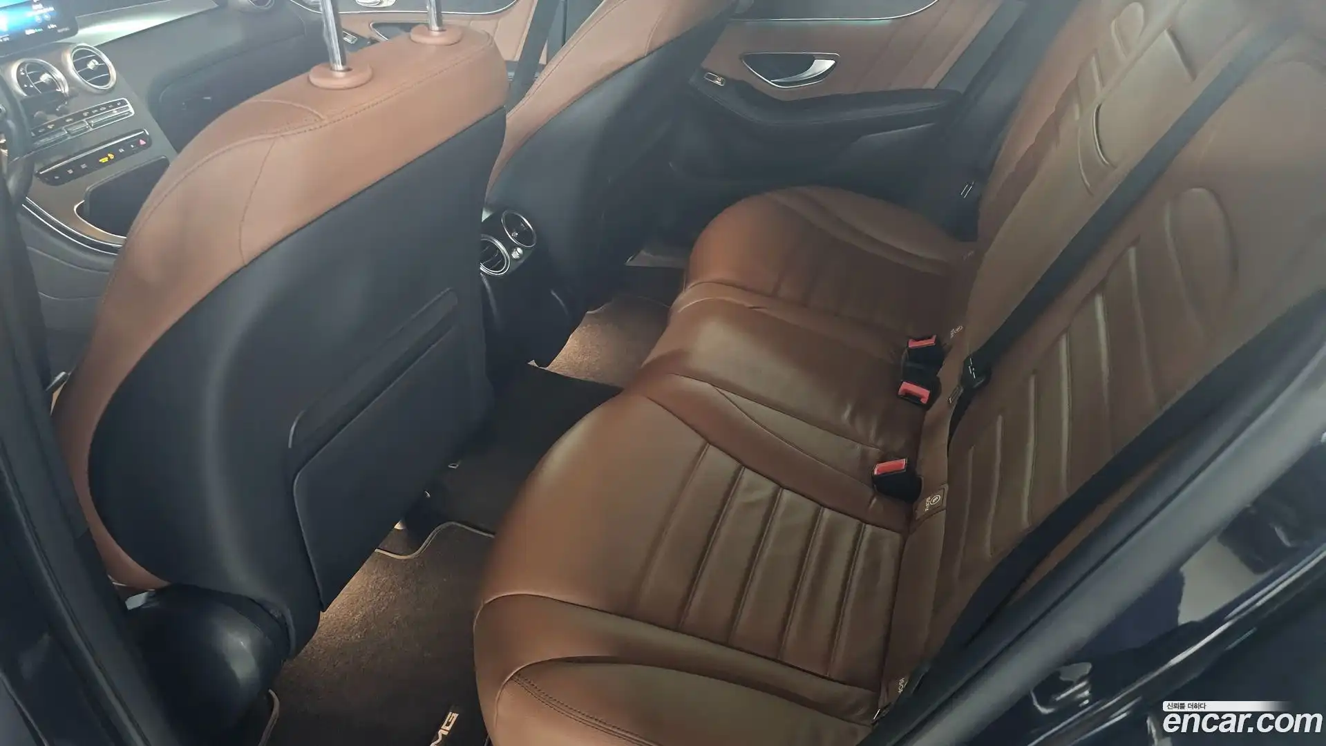 GLC-Class Mercedes-Benz 2022.6-OPTION-022